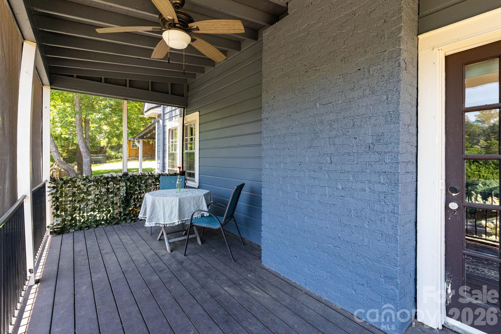 164 Laurel Loop — Asheville