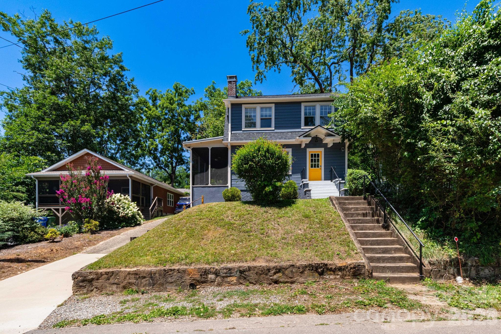 164 Laurel Loop — Asheville