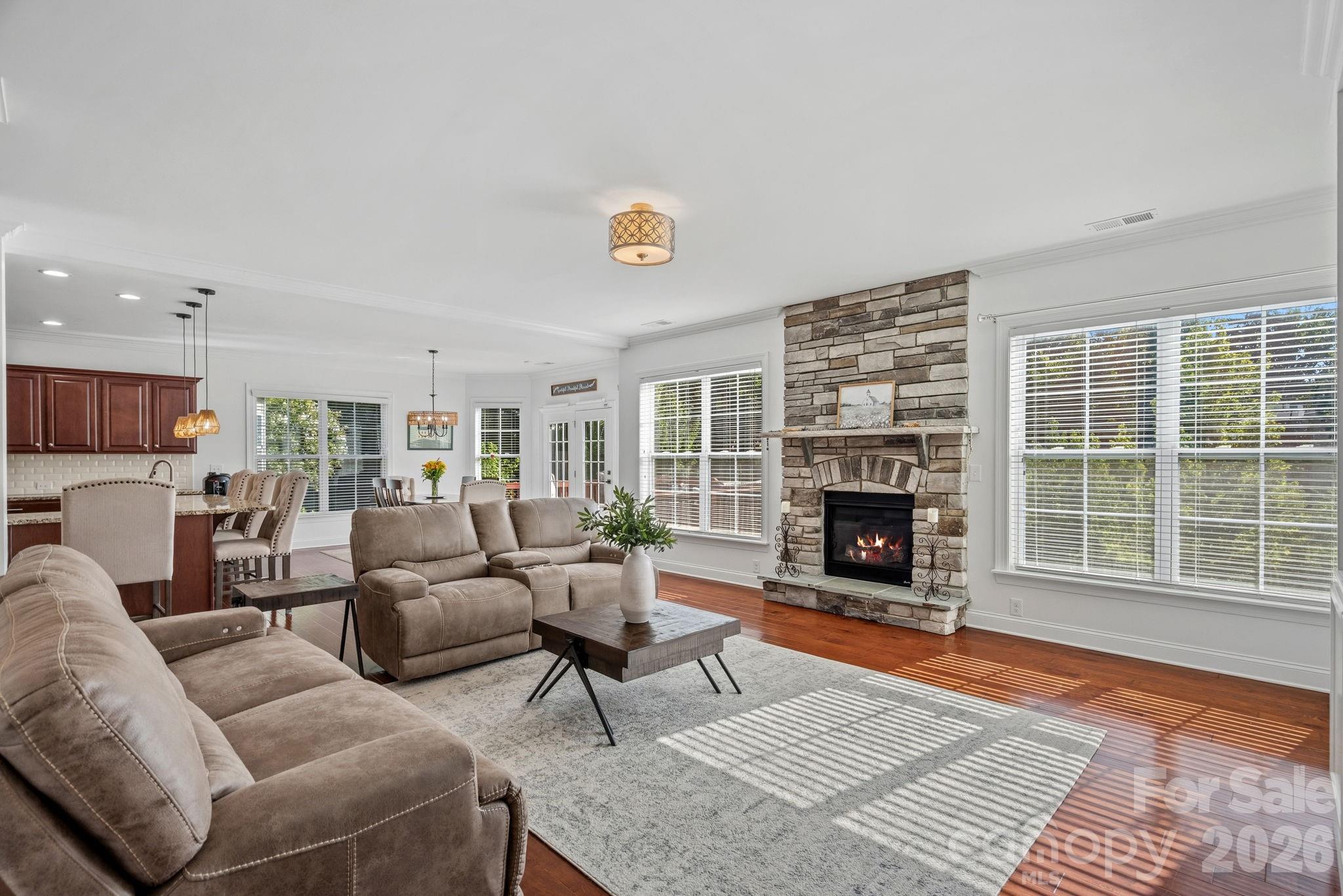 13147 Union Square Drive — Huntersville
