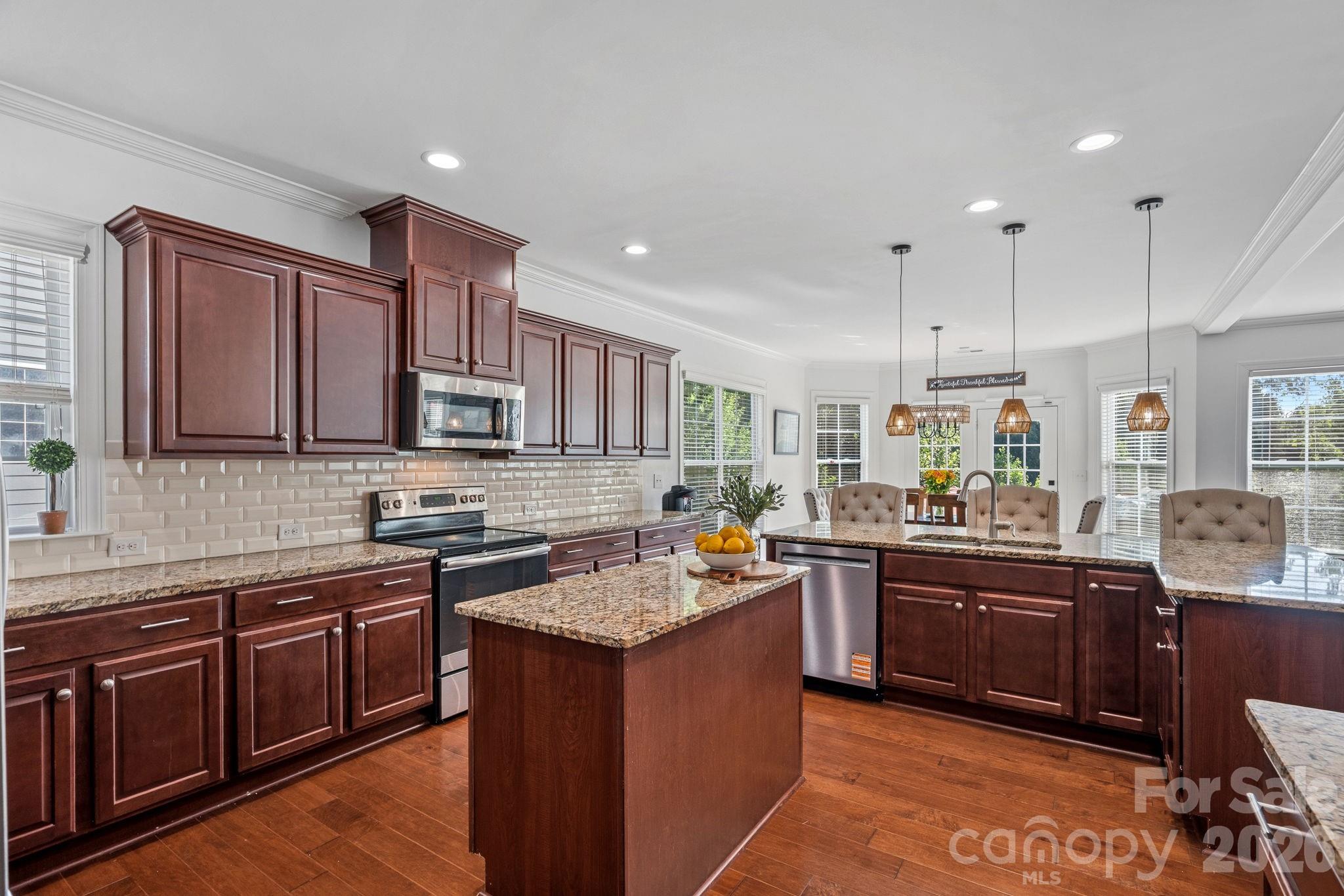 13147 Union Square Drive — Huntersville