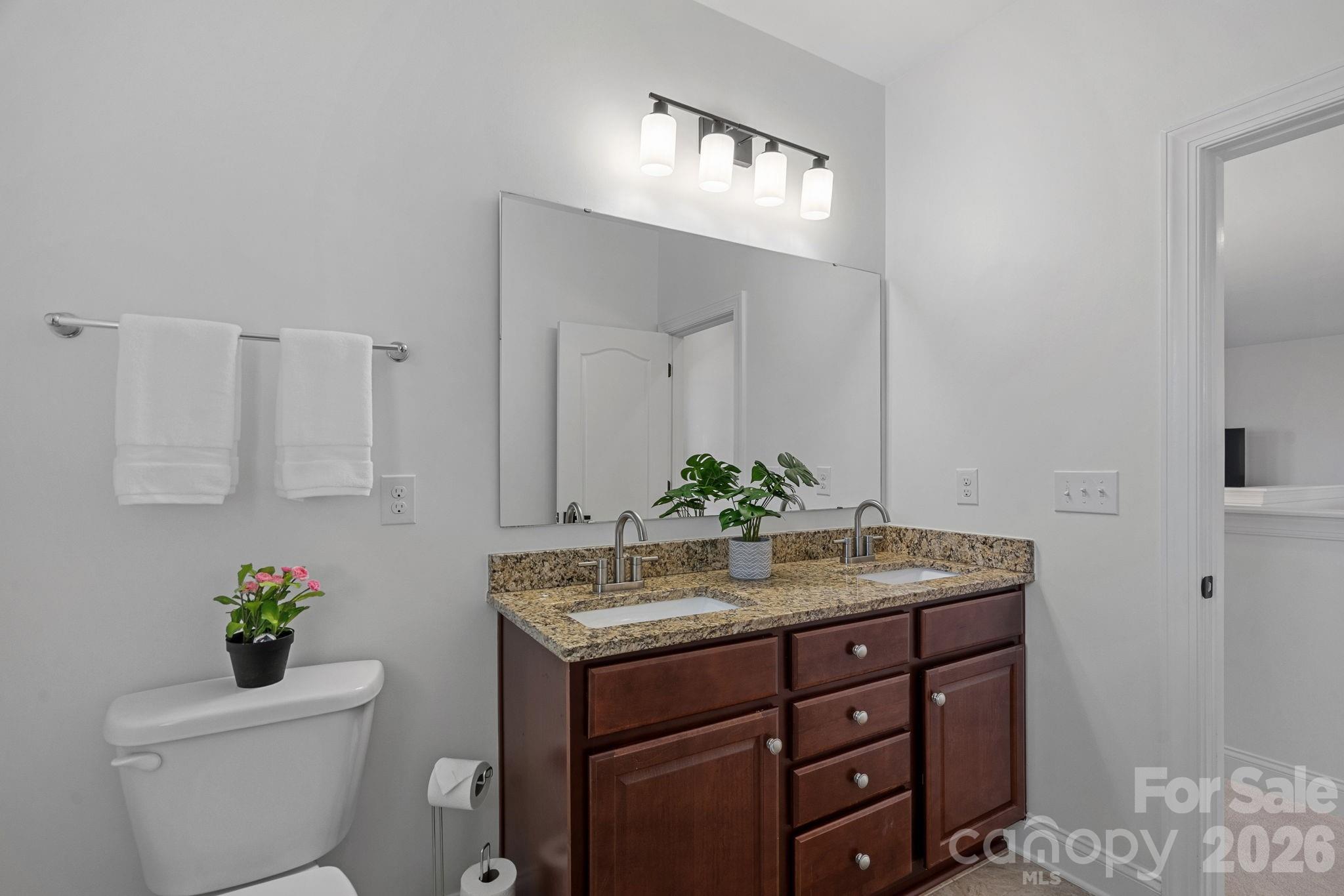 13147 Union Square Drive — Huntersville