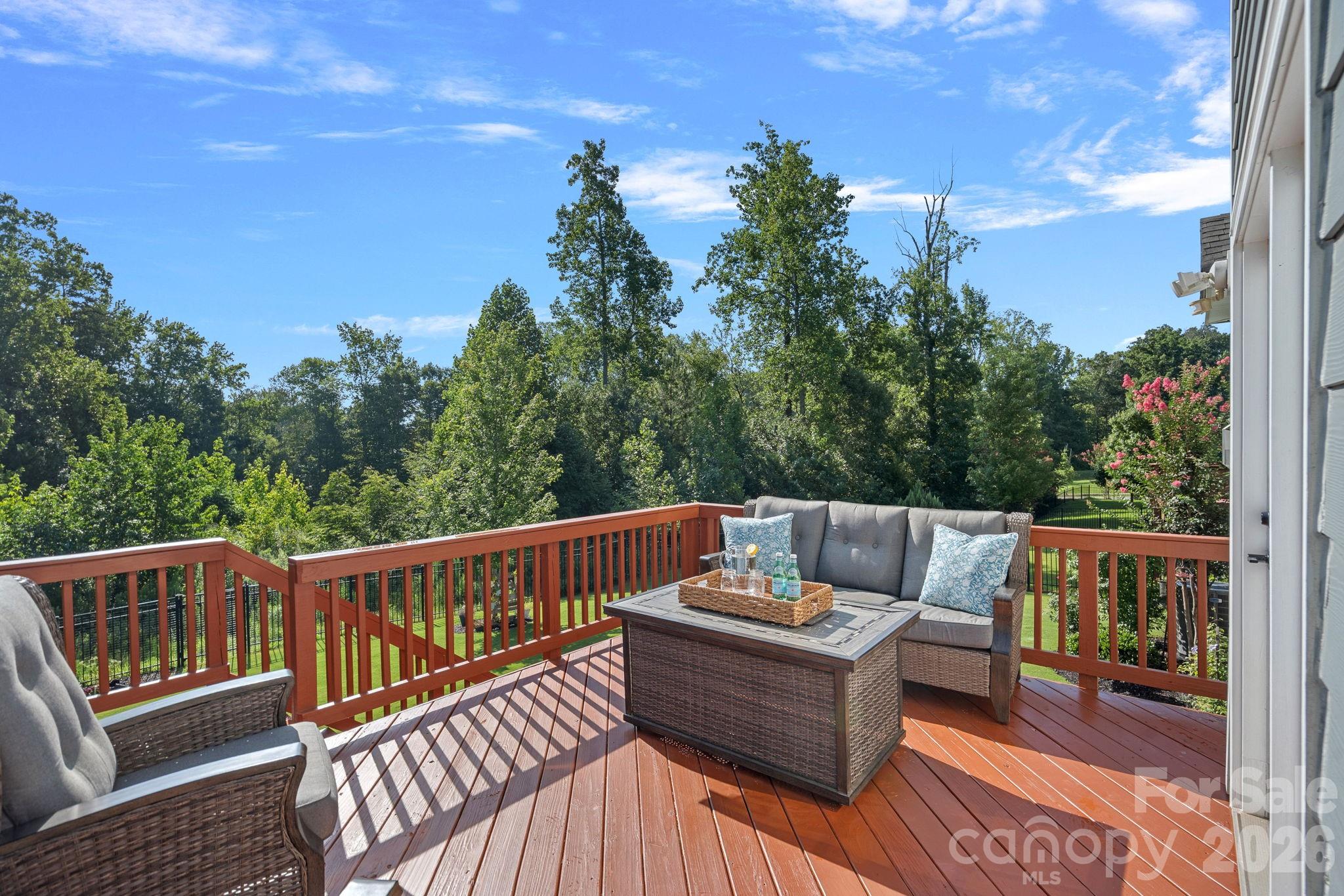 13147 Union Square Drive — Huntersville