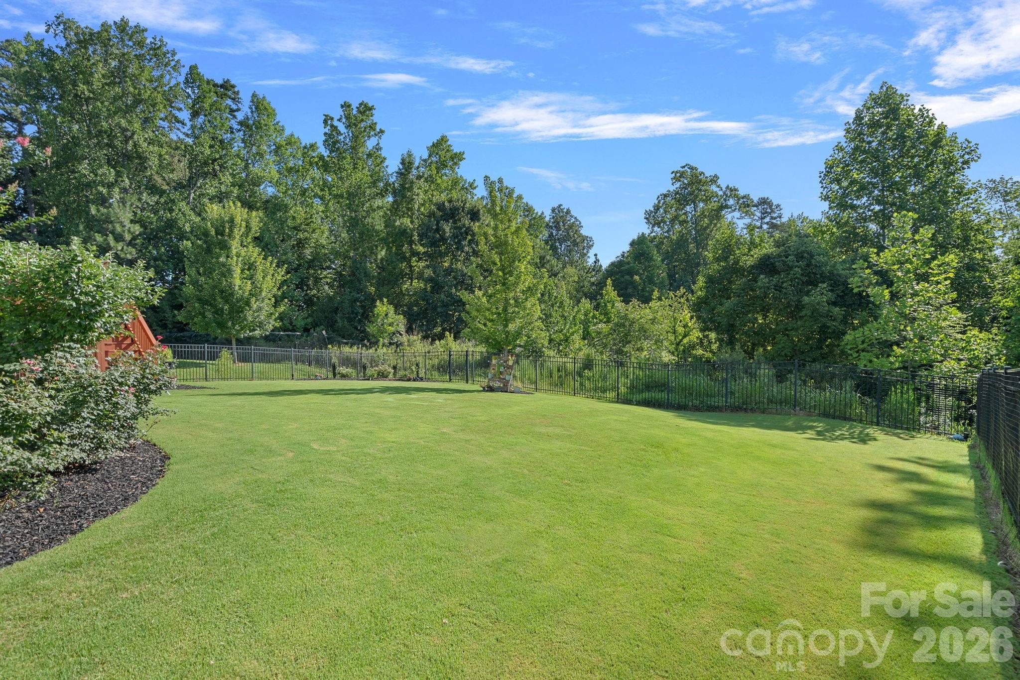 13147 Union Square Drive — Huntersville