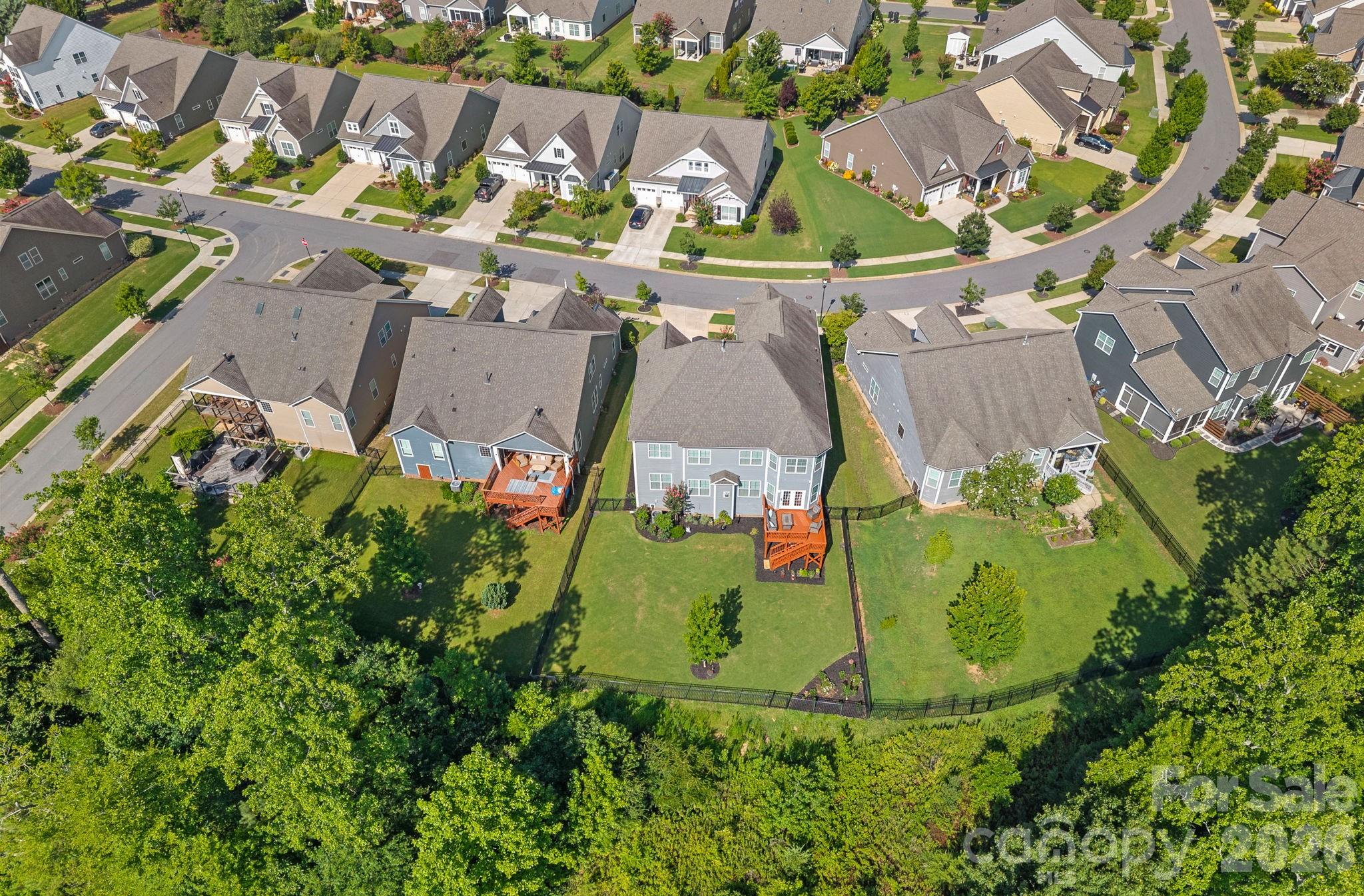13147 Union Square Drive — Huntersville