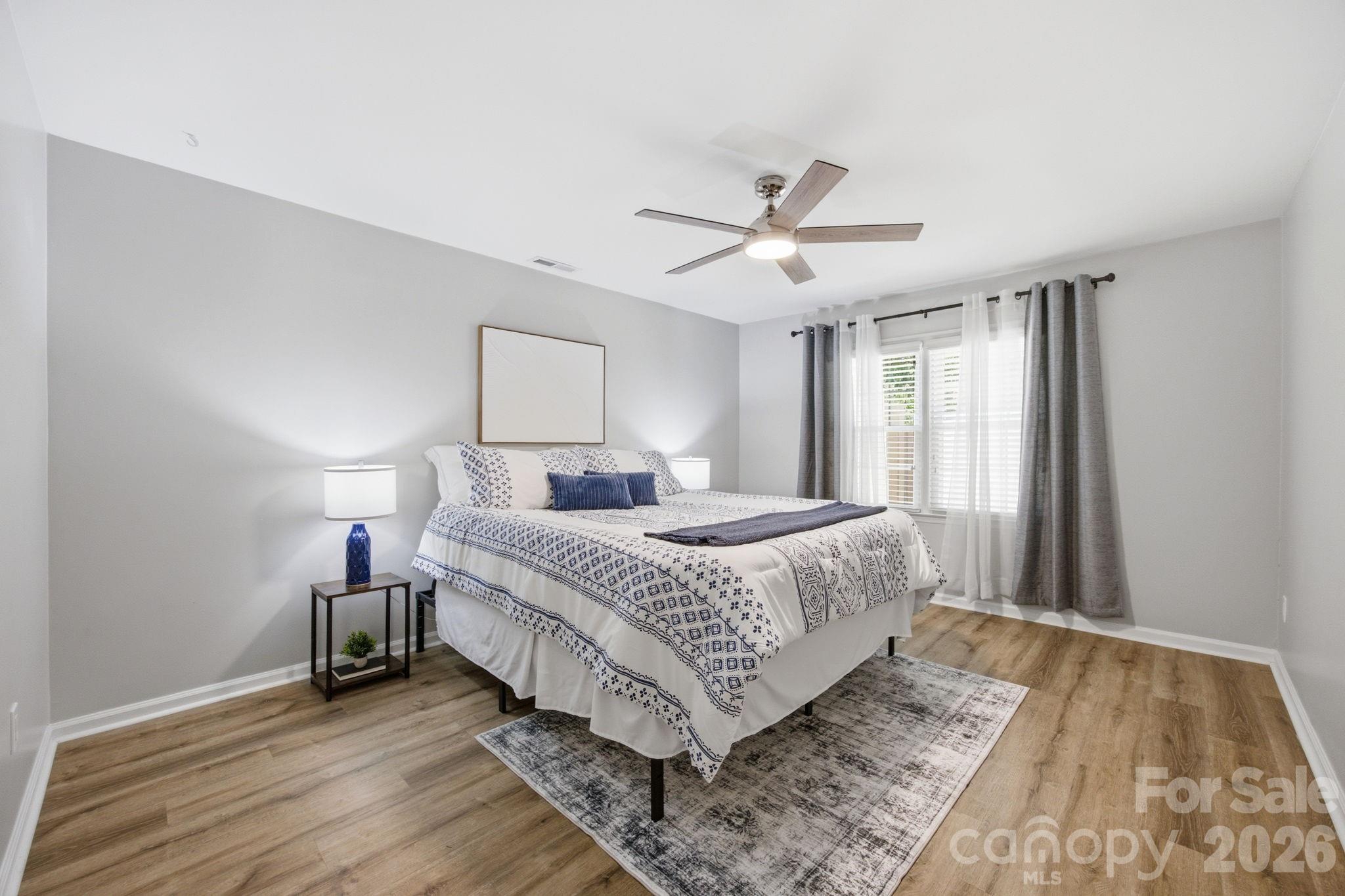 9126 N Vicksburg Park Court — Charlotte