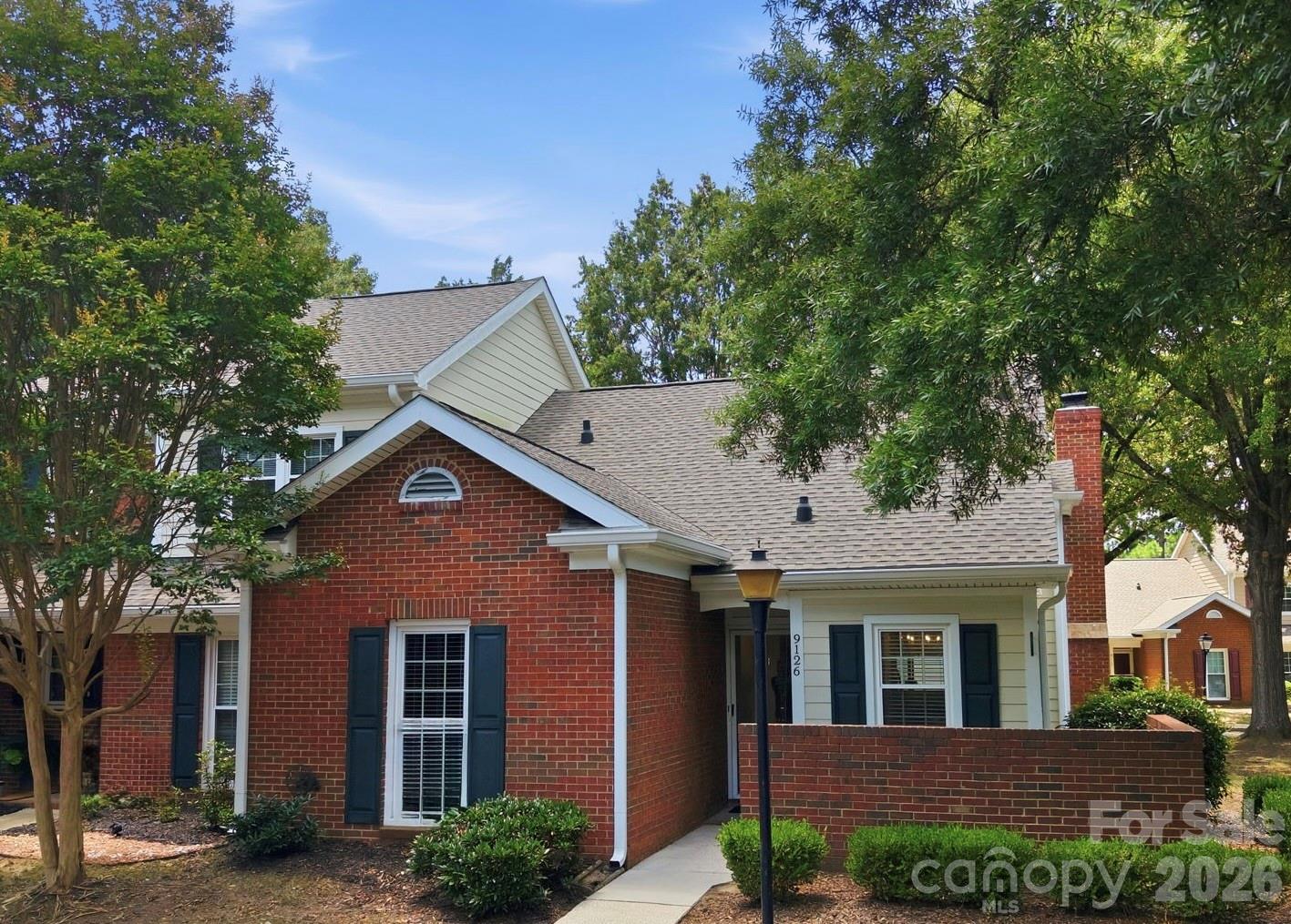 9126 N Vicksburg Park Court — Charlotte