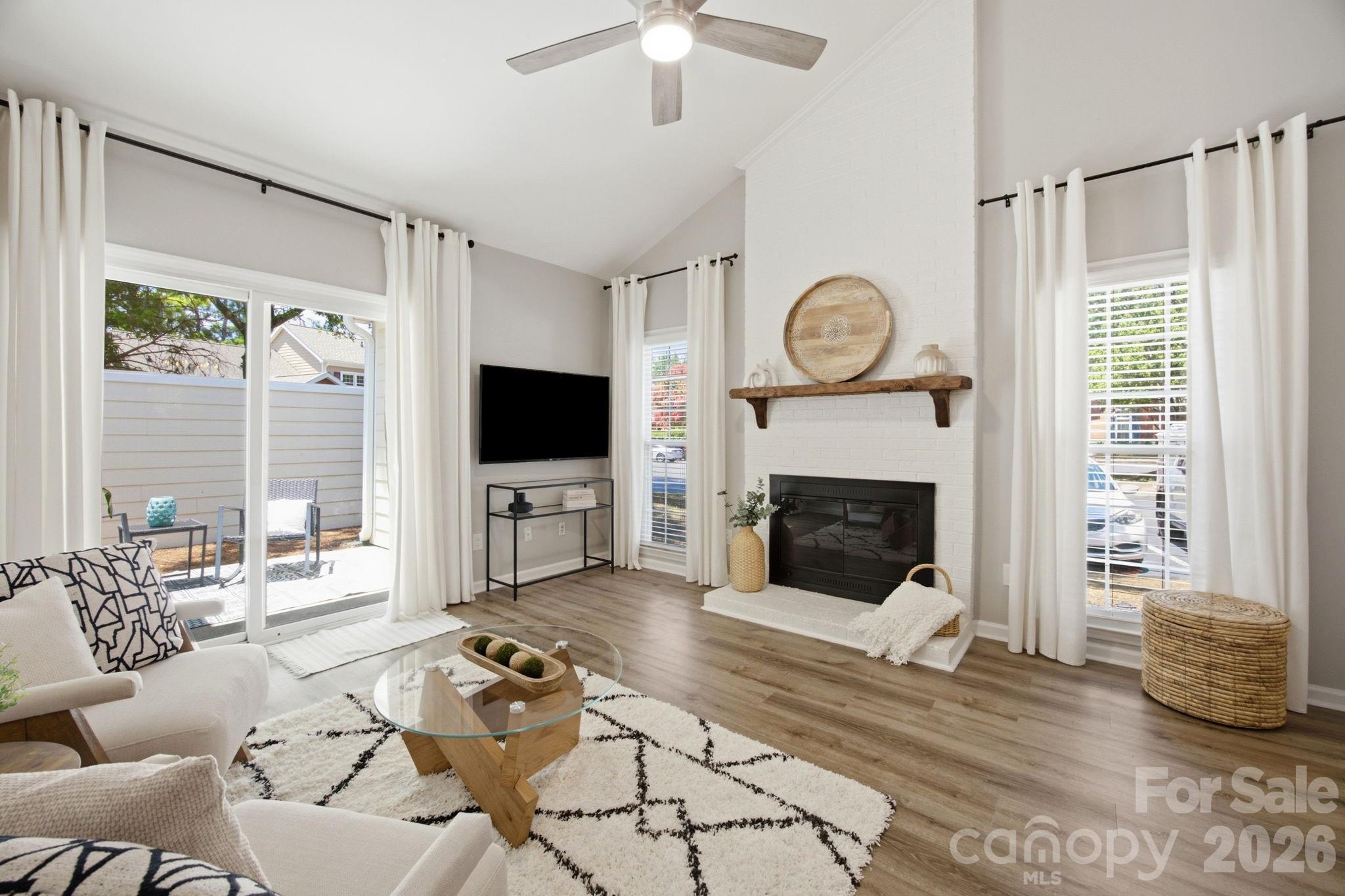 9126 N Vicksburg Park Court — Charlotte