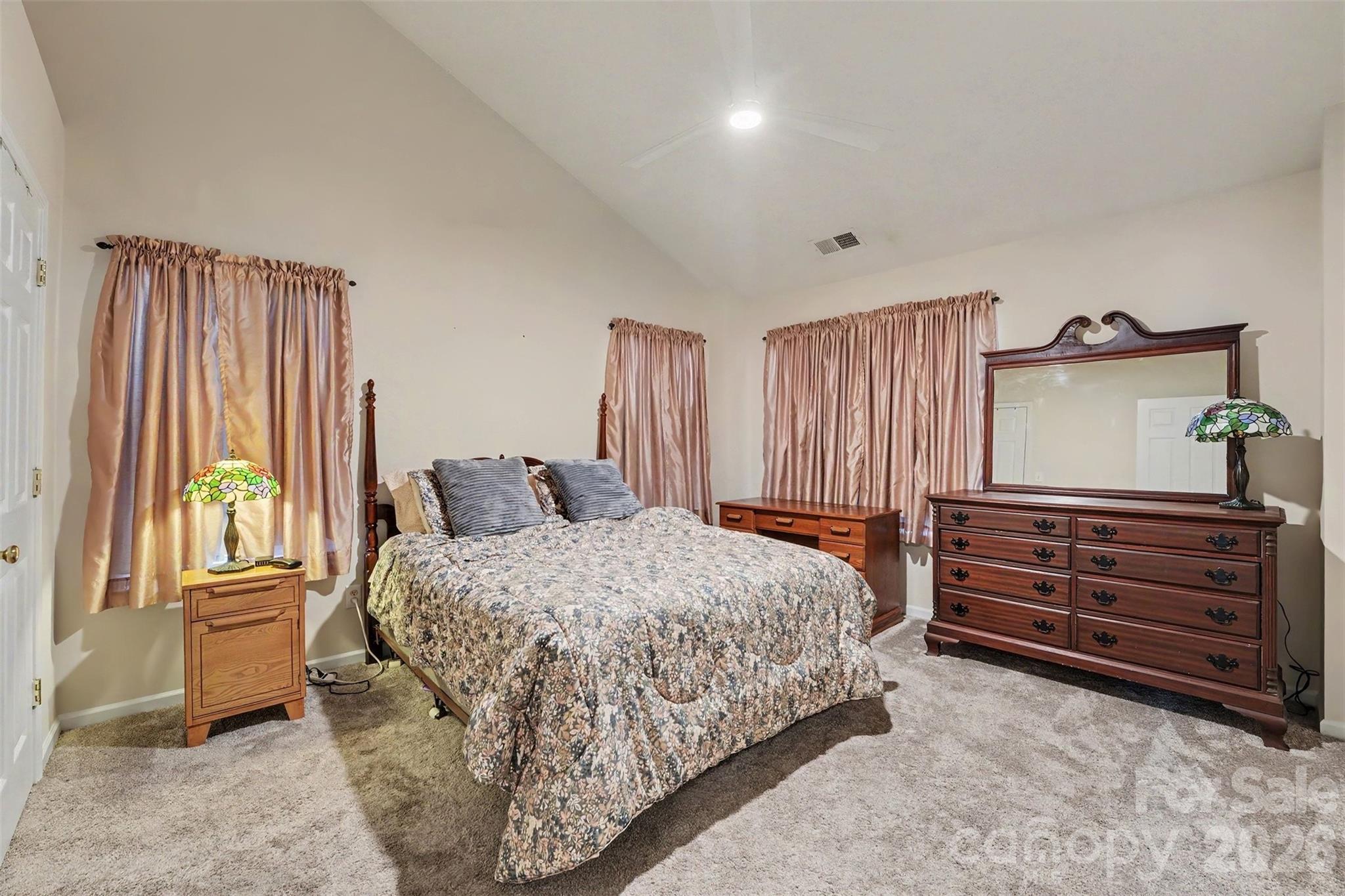 9866 Treeside Lane — Matthews