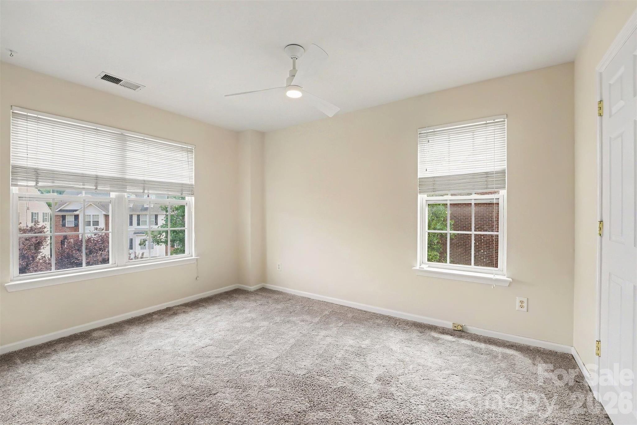 9866 Treeside Lane — Matthews