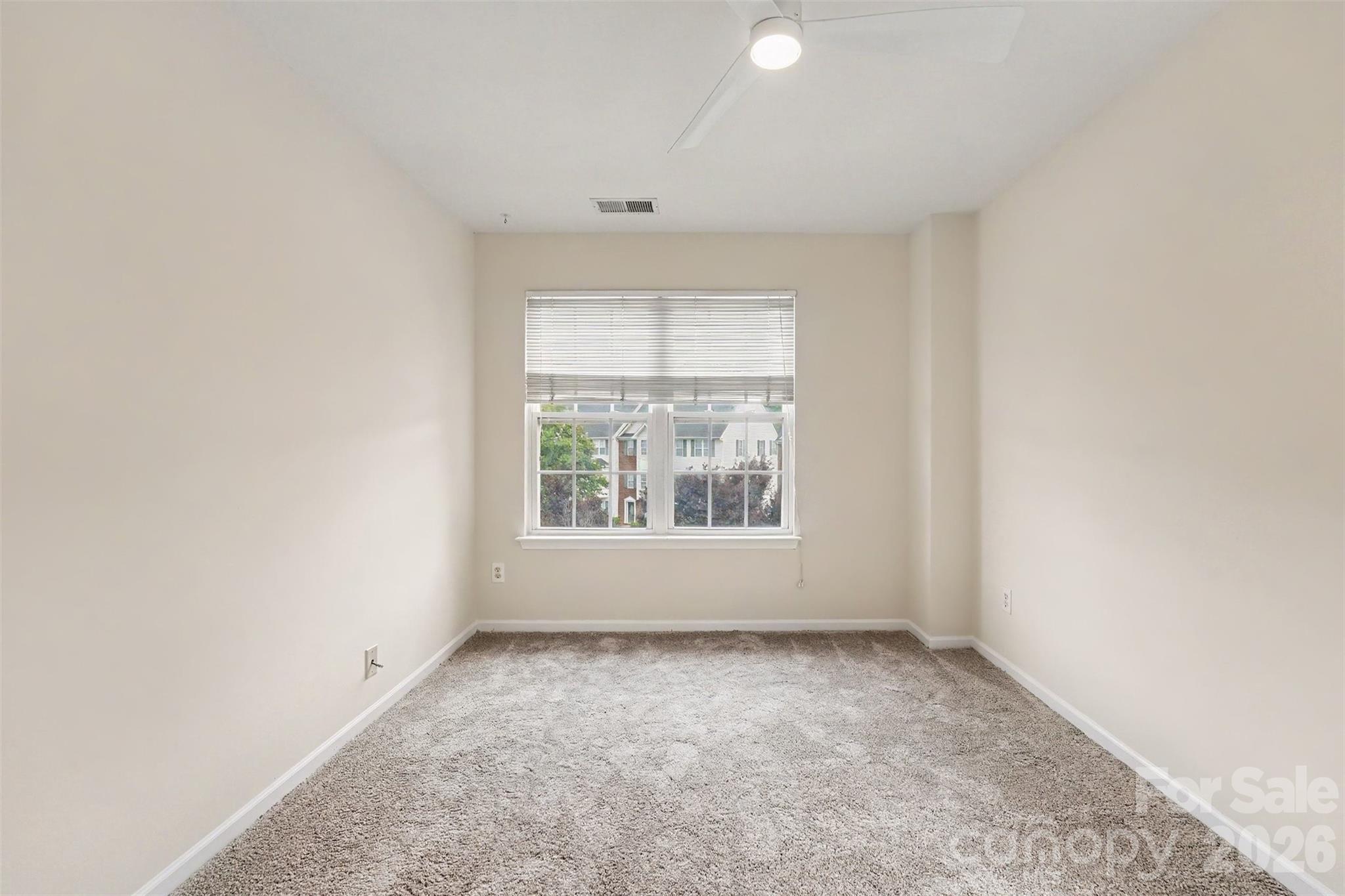 9866 Treeside Lane — Matthews