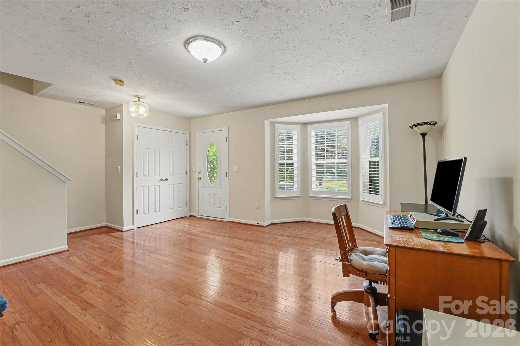 9866 Treeside Lane — Matthews