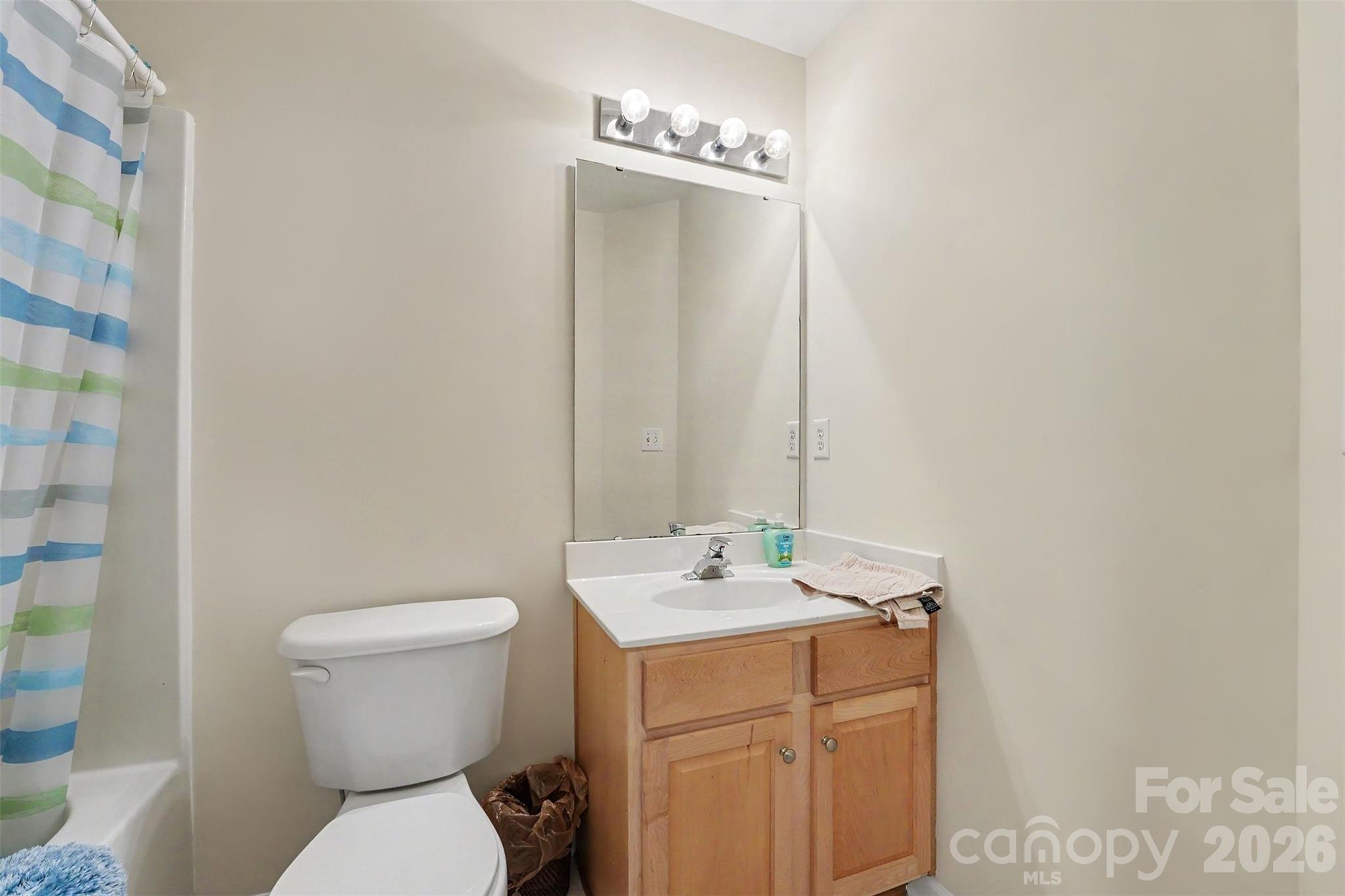 9866 Treeside Lane — Matthews