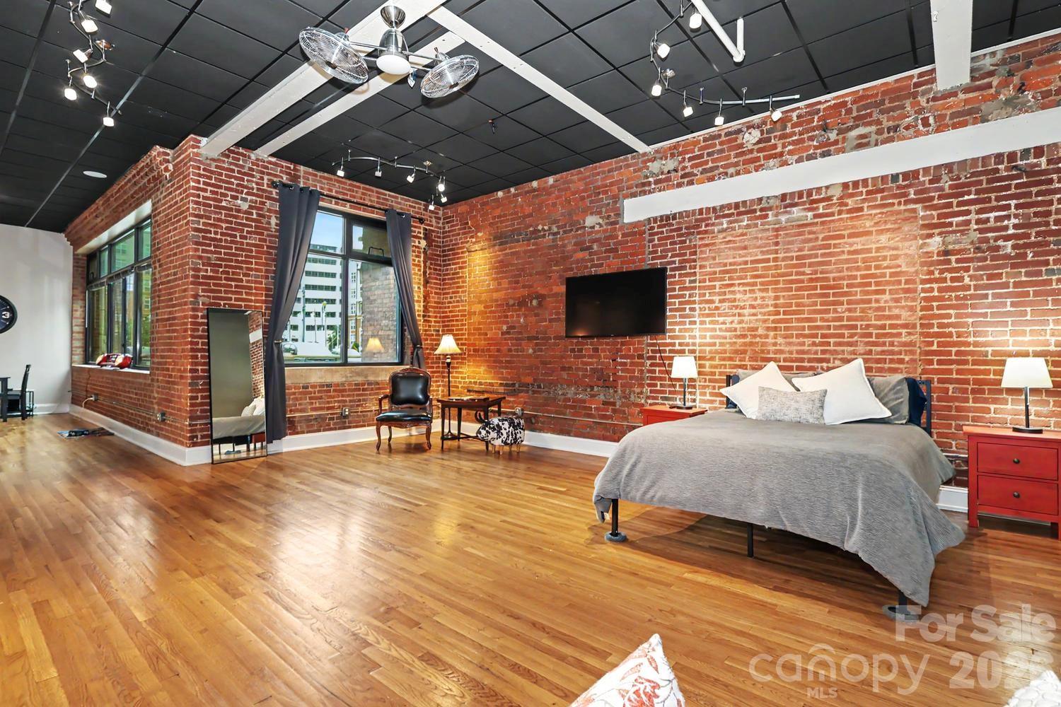310 Arlington Avenue #214 — Charlotte