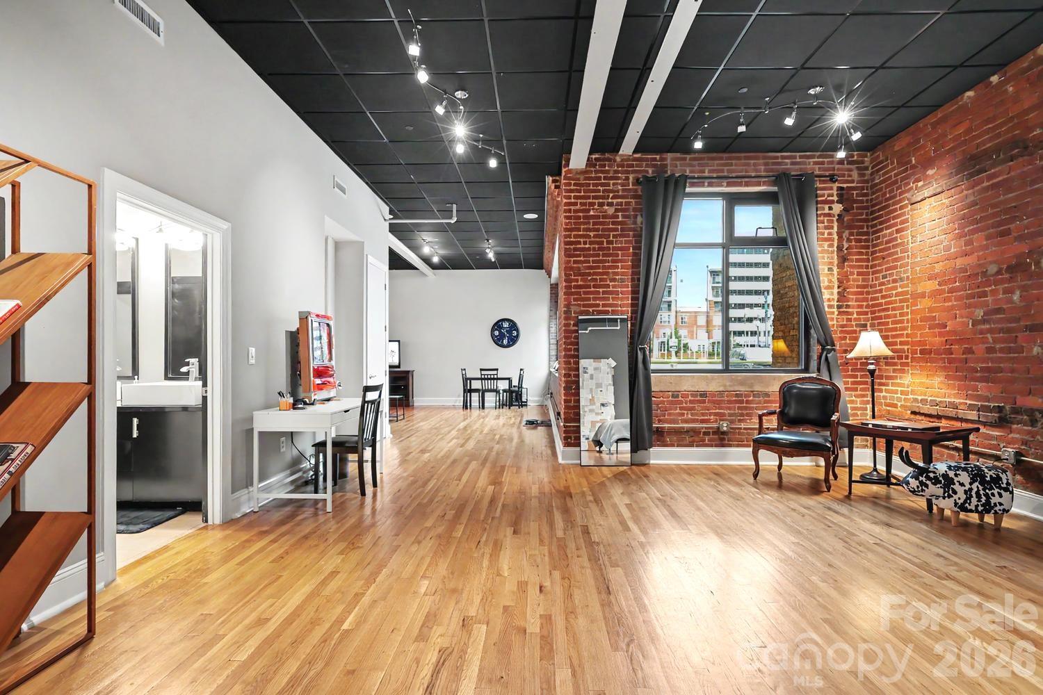 310 Arlington Avenue #214 — Charlotte
