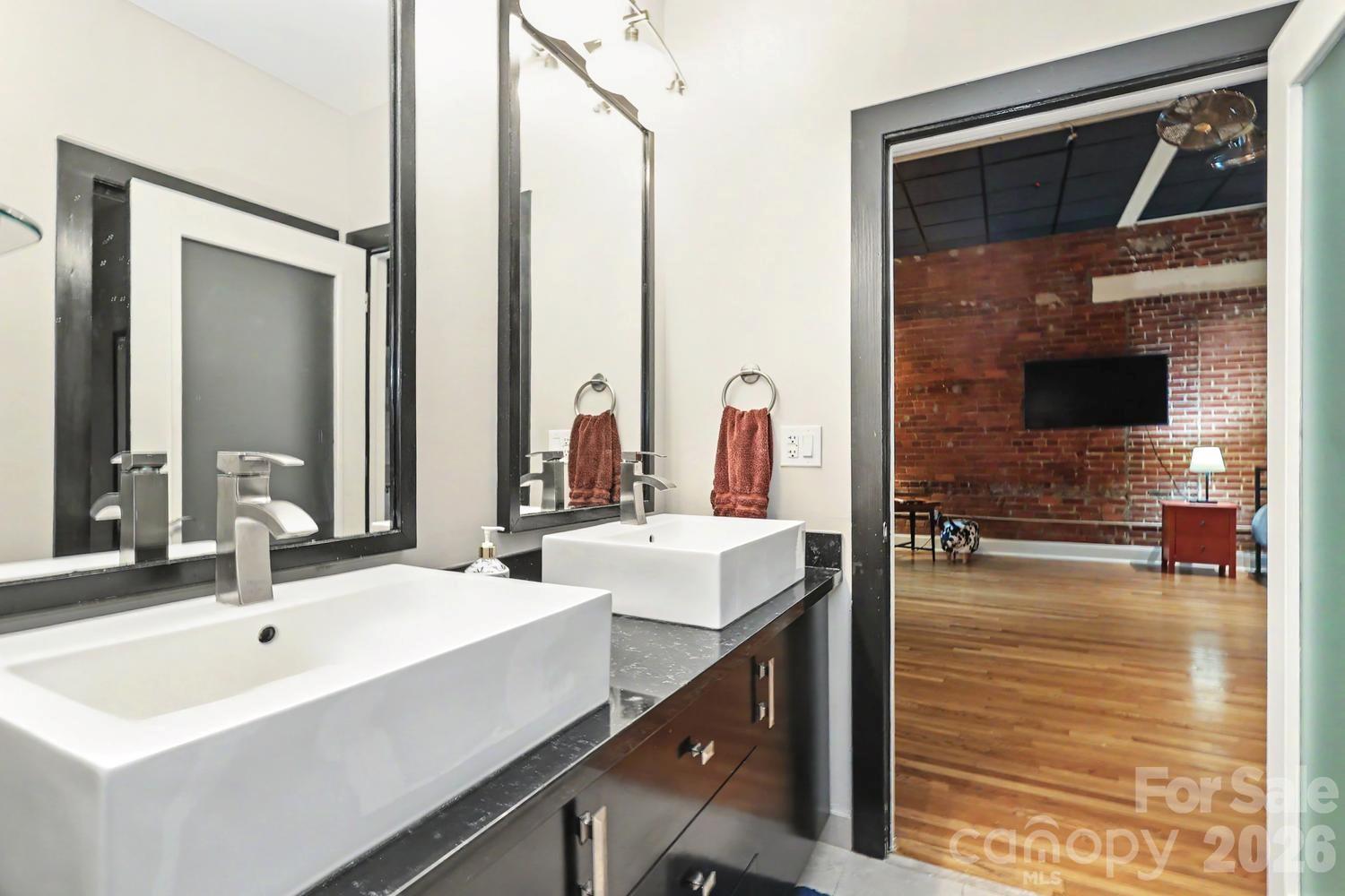 310 Arlington Avenue #214 — Charlotte