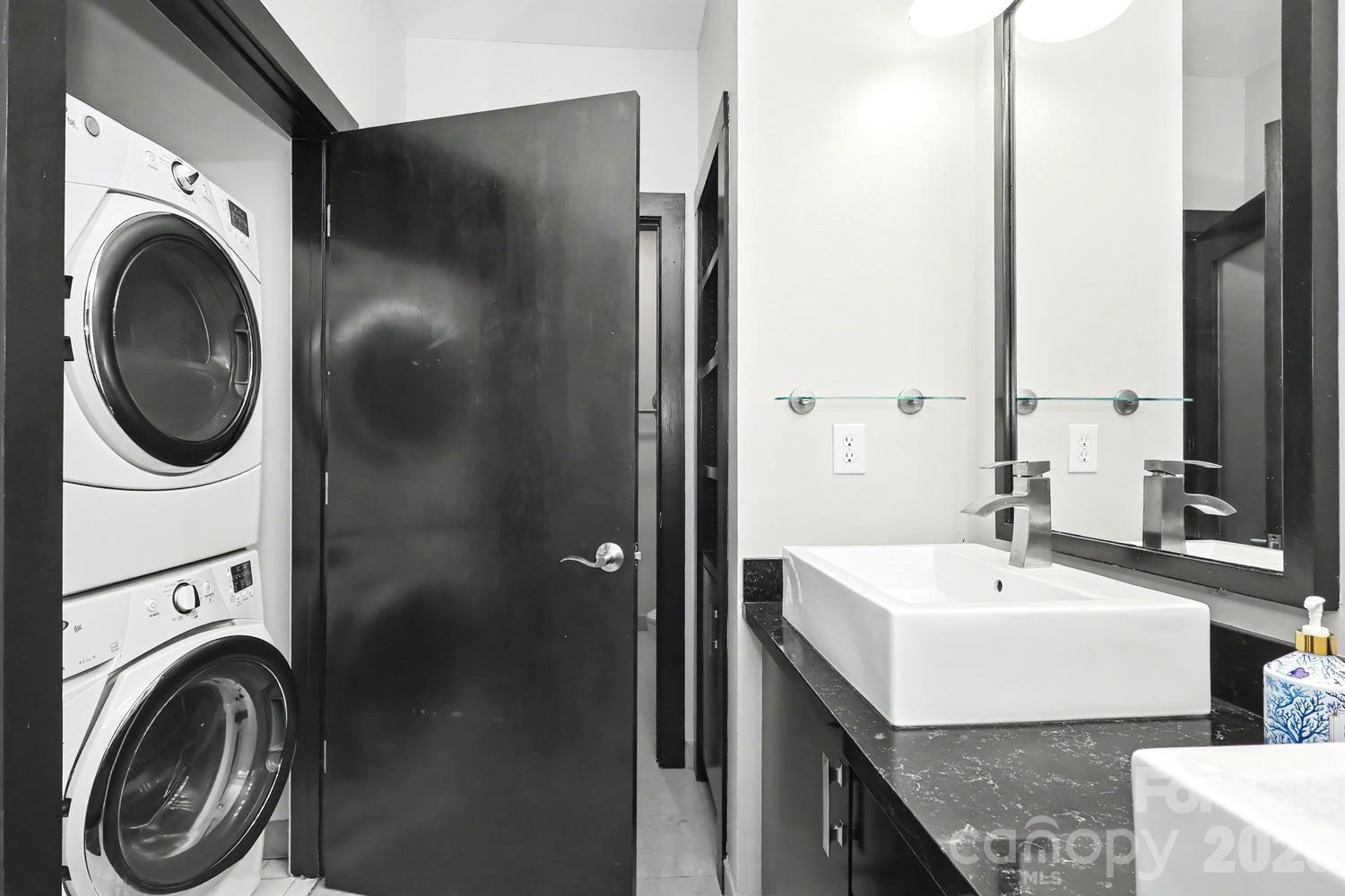 310 Arlington Avenue #214 — Charlotte