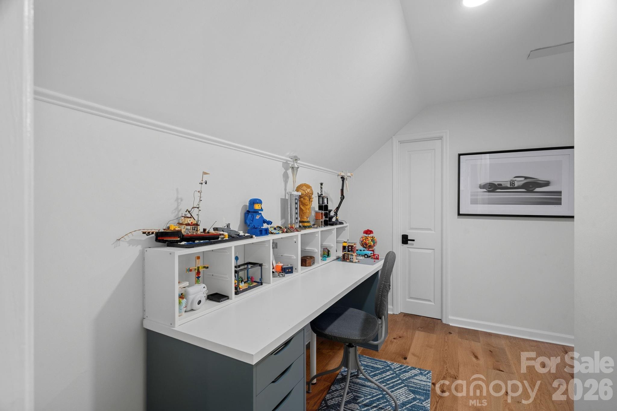 2700 High Ridge Road — Charlotte
