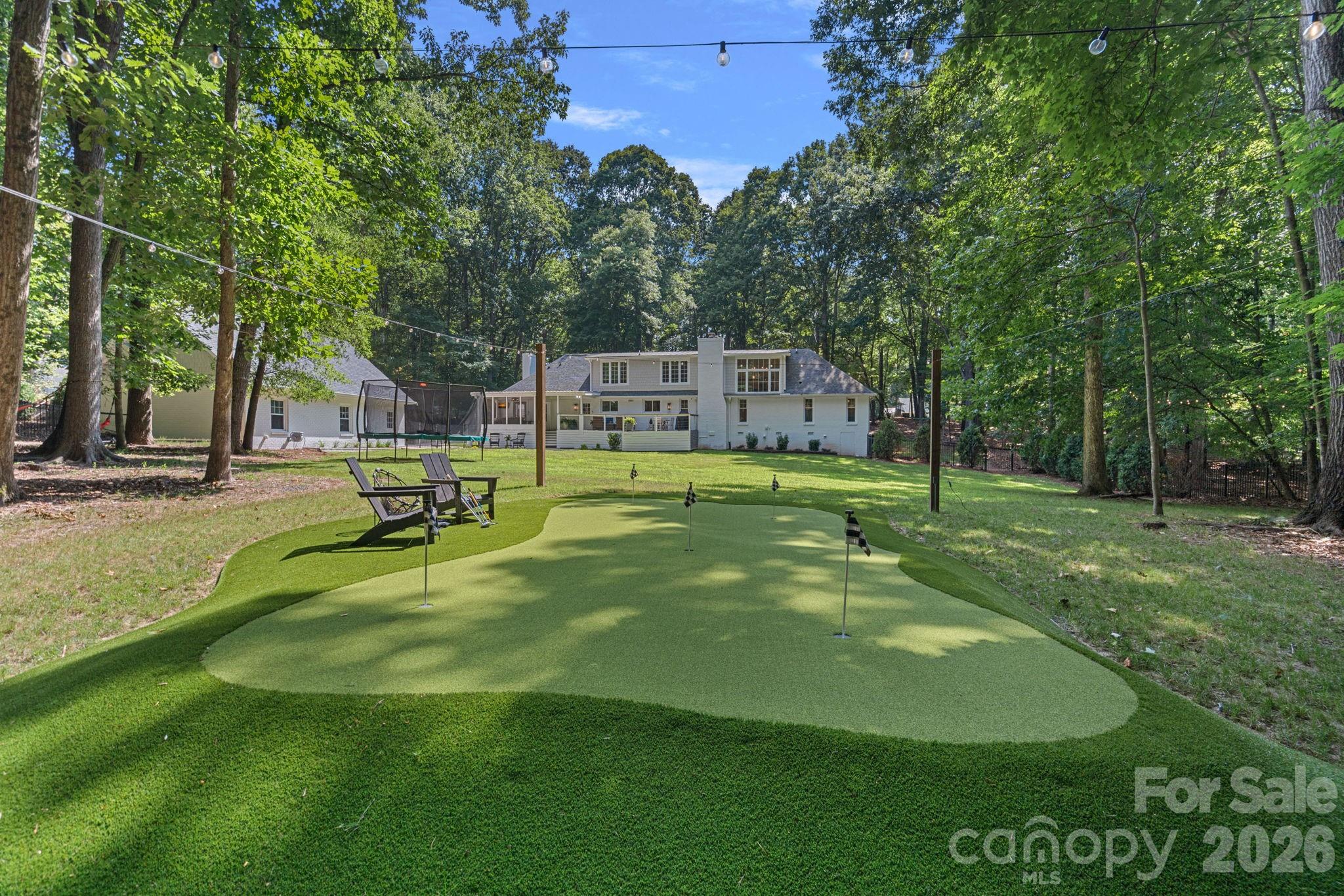 2700 High Ridge Road — Charlotte