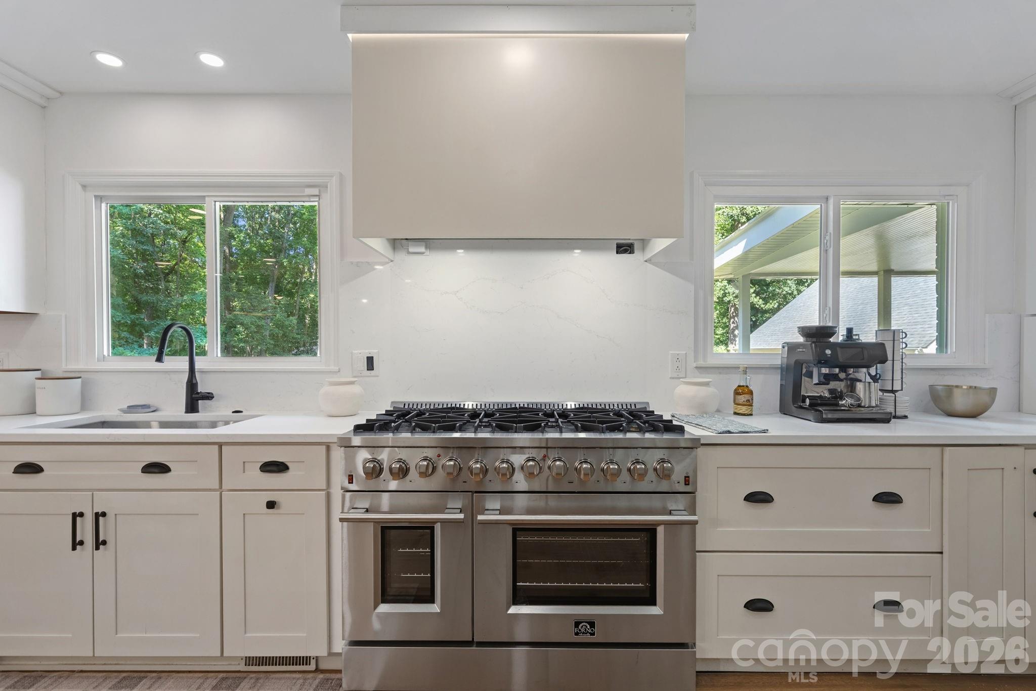 2700 High Ridge Road — Charlotte