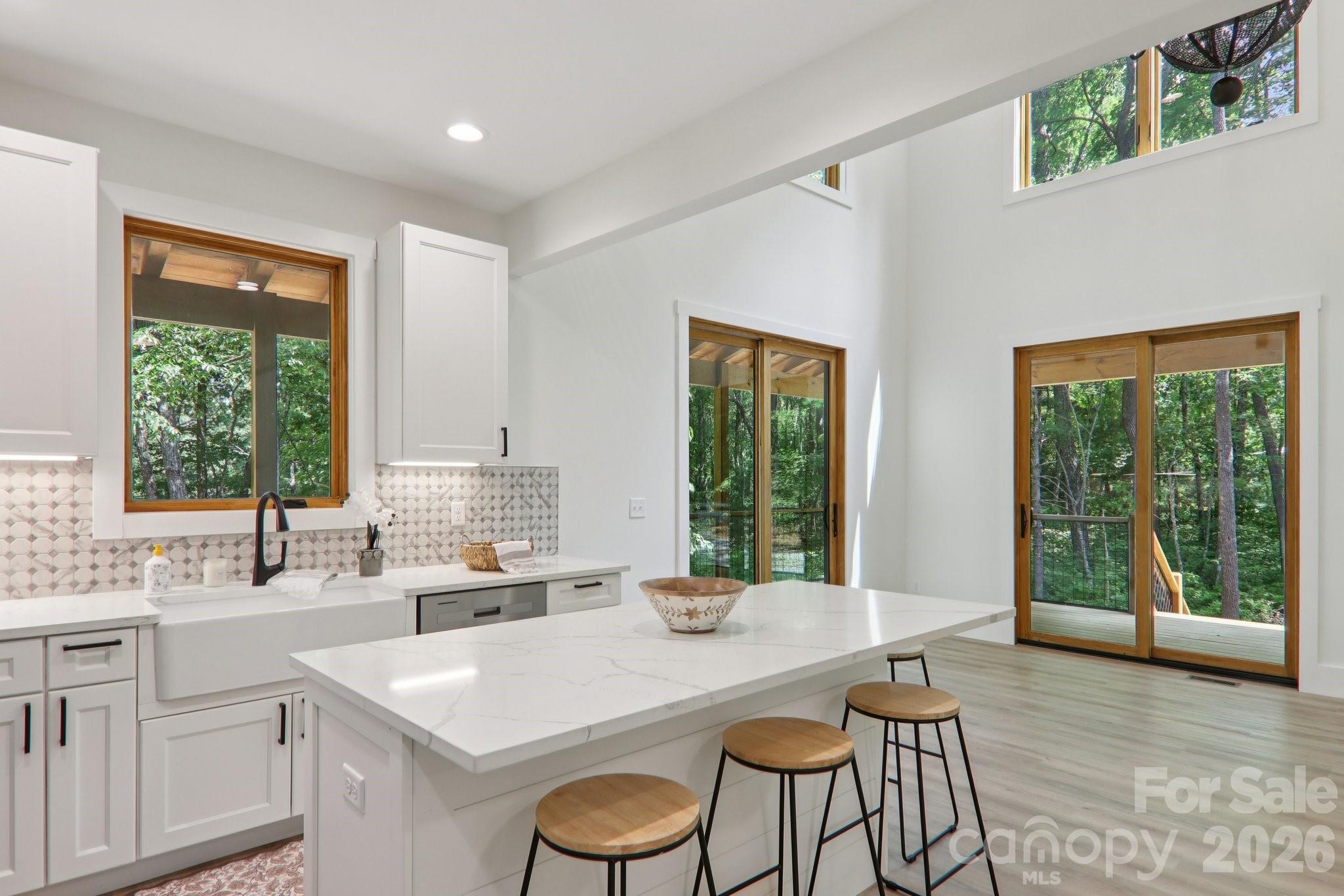 365 Cherokee Circle — Lake Toxaway