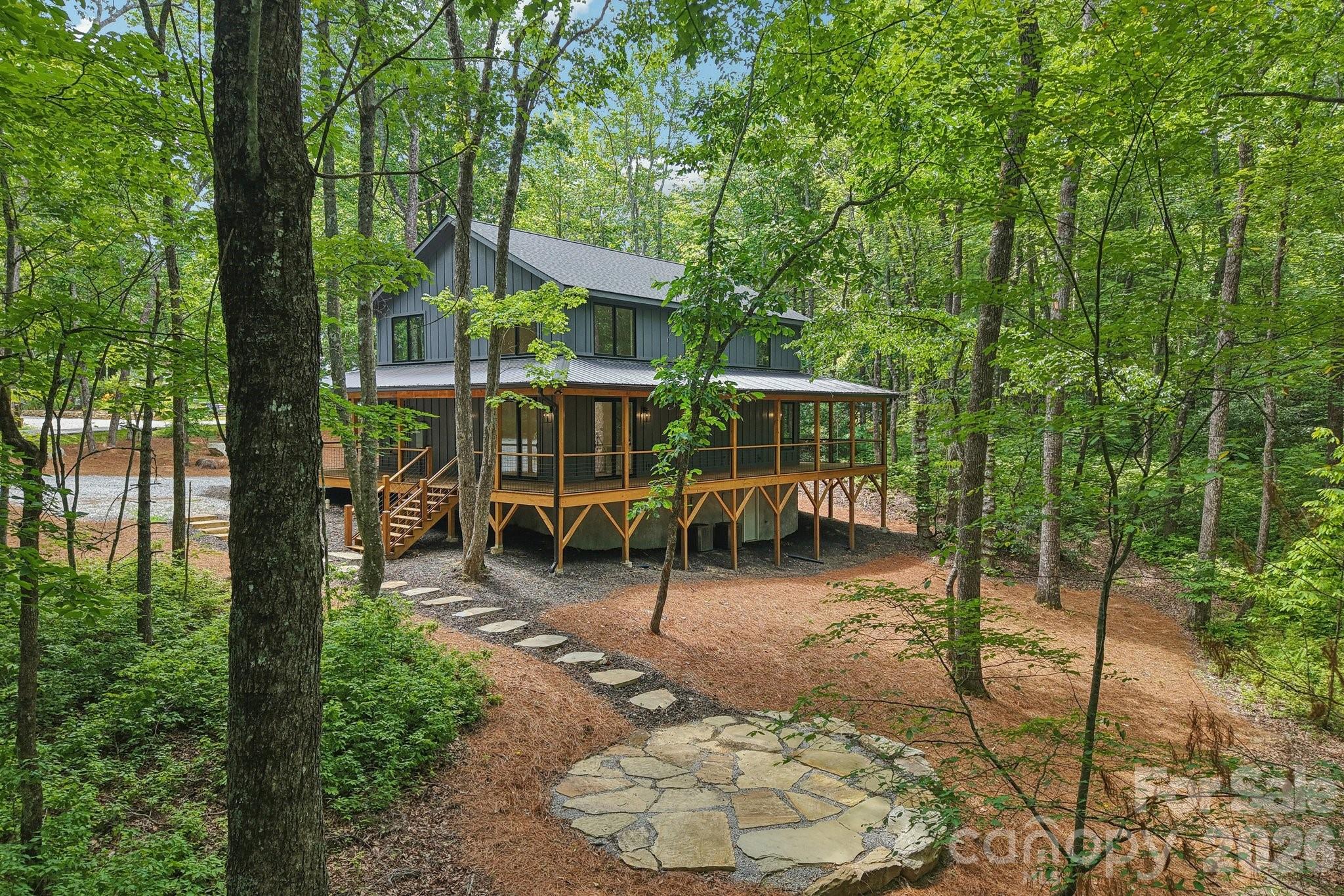 365 Cherokee Circle — Lake Toxaway