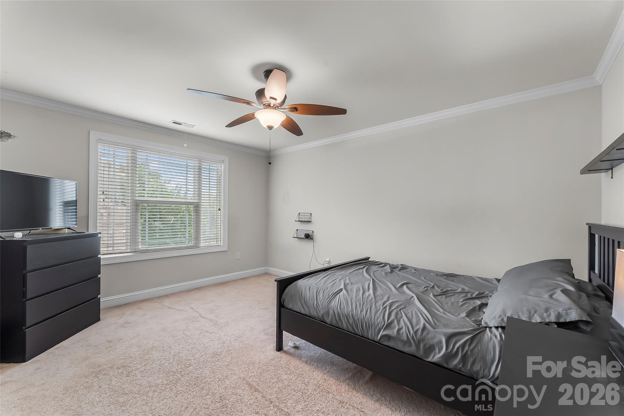 1776 White Water Court — Hickory