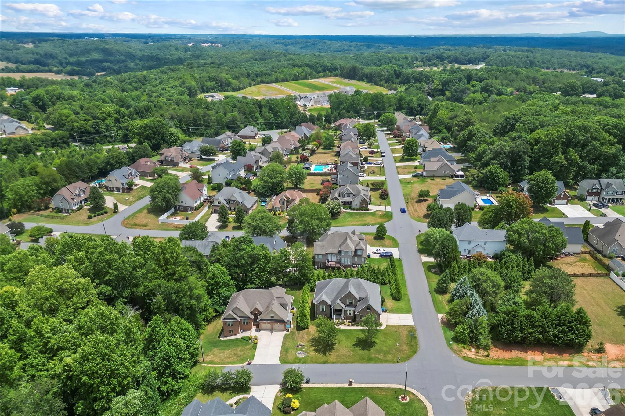 1776 White Water Court — Hickory