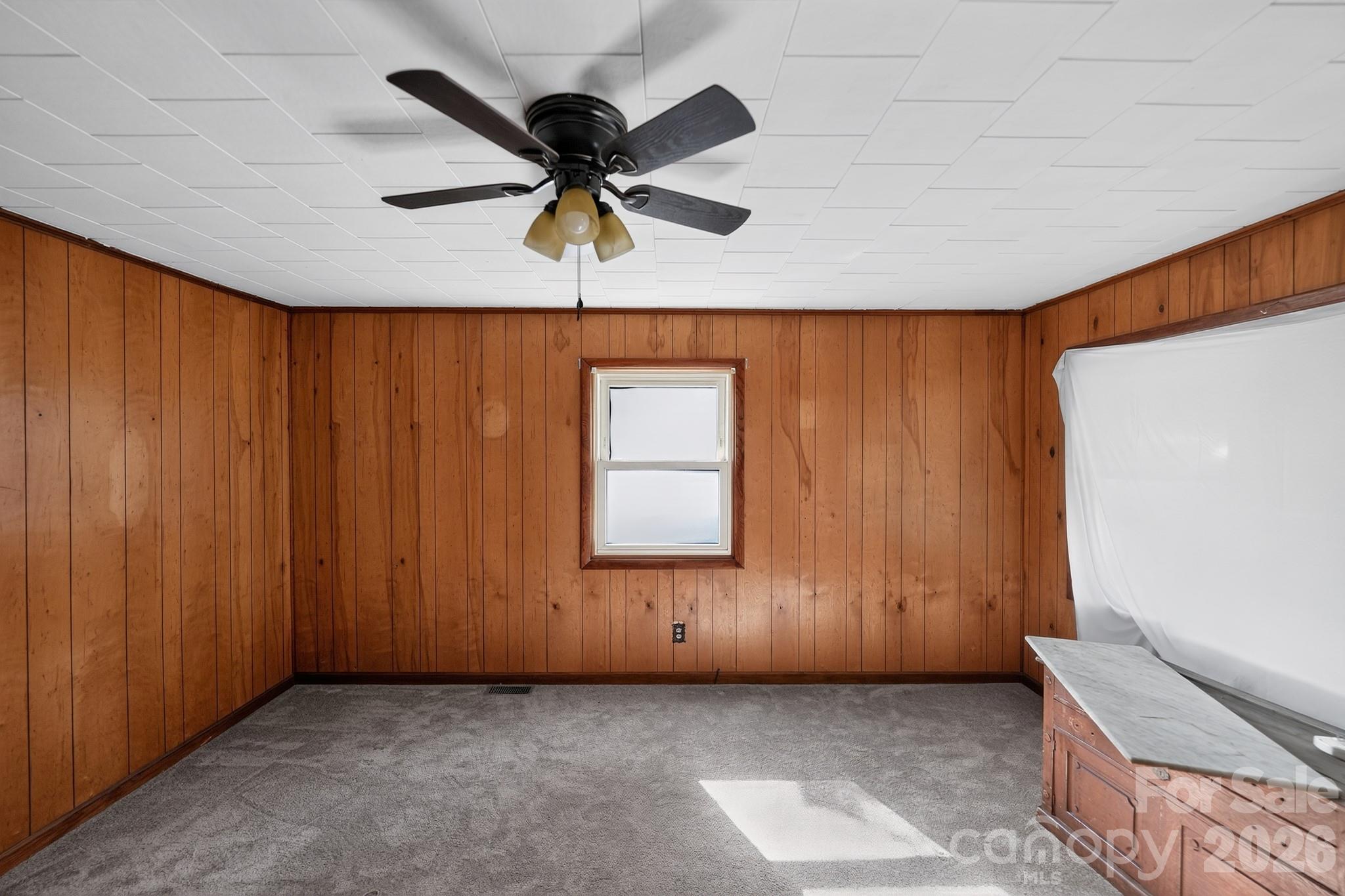 2578 Simpson Road E — Burlington
