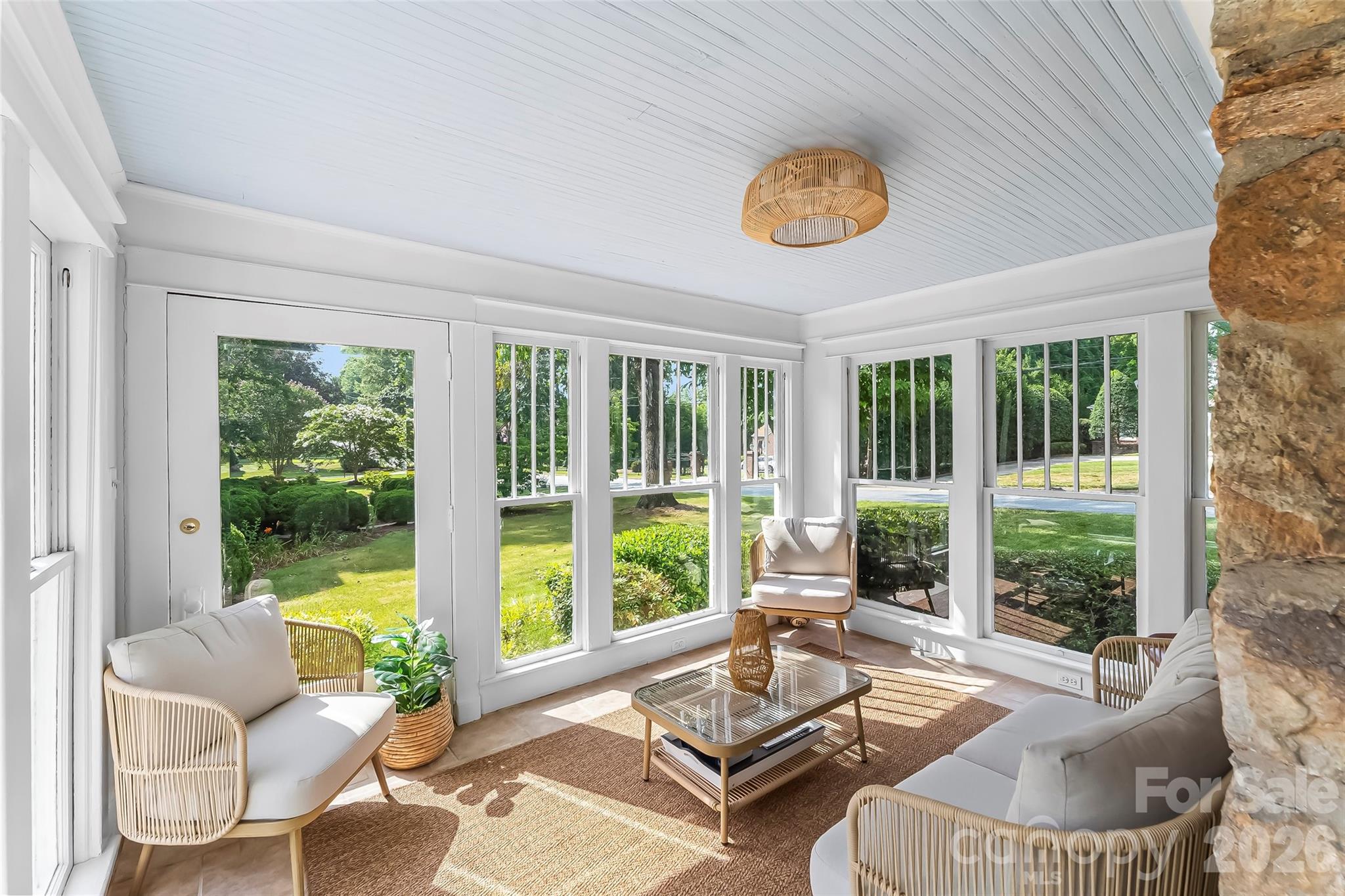 1026 14th Avenue Drive NW — Hickory