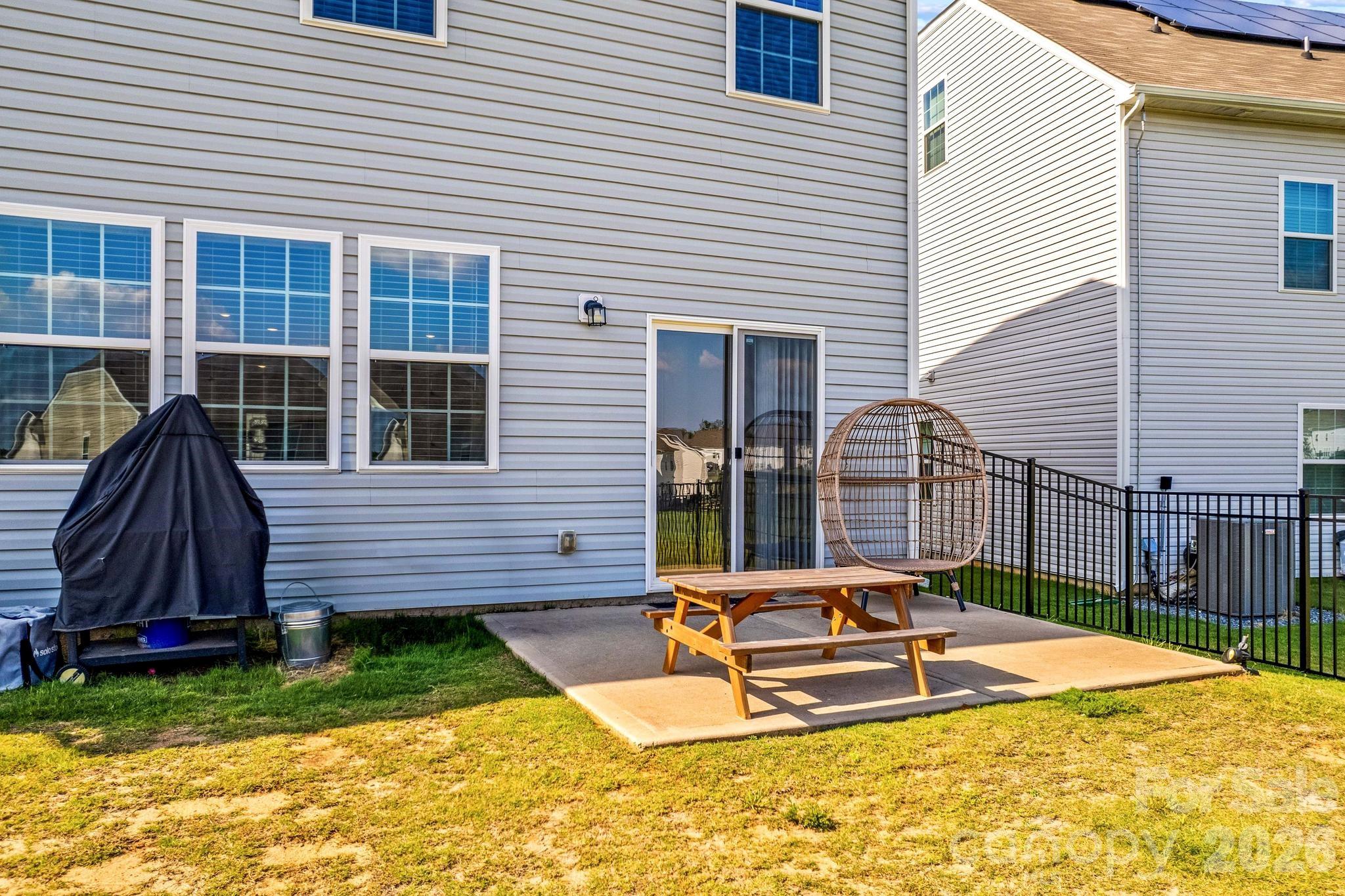 206 Abersham Drive — Mooresville