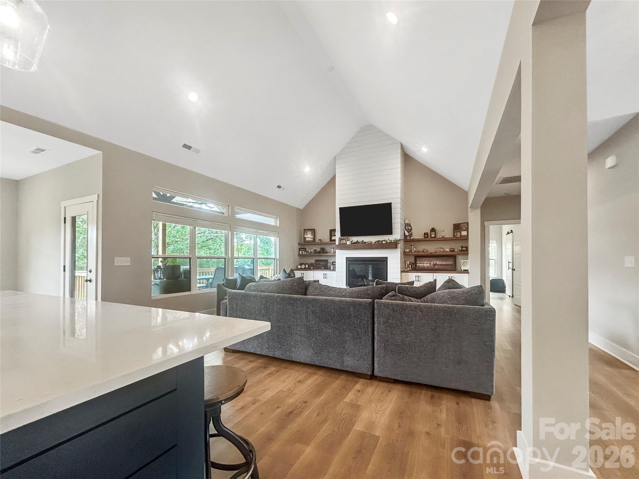 501 Edmunds Lane — Clover