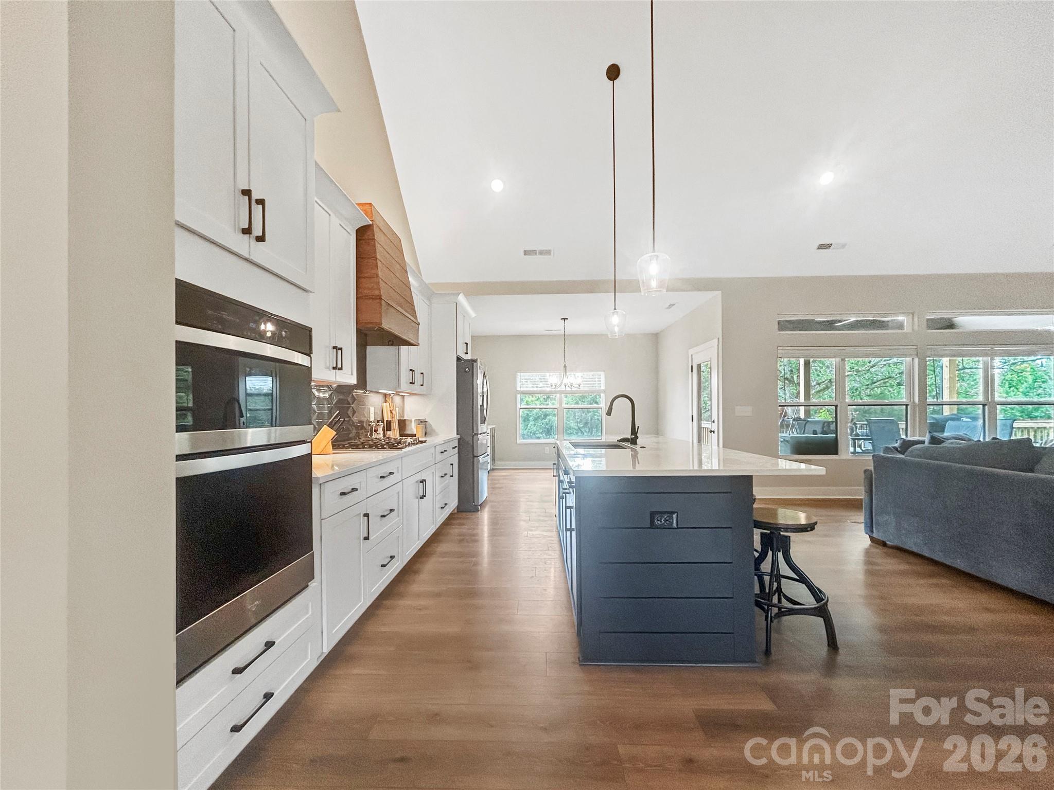 501 Edmunds Lane — Clover