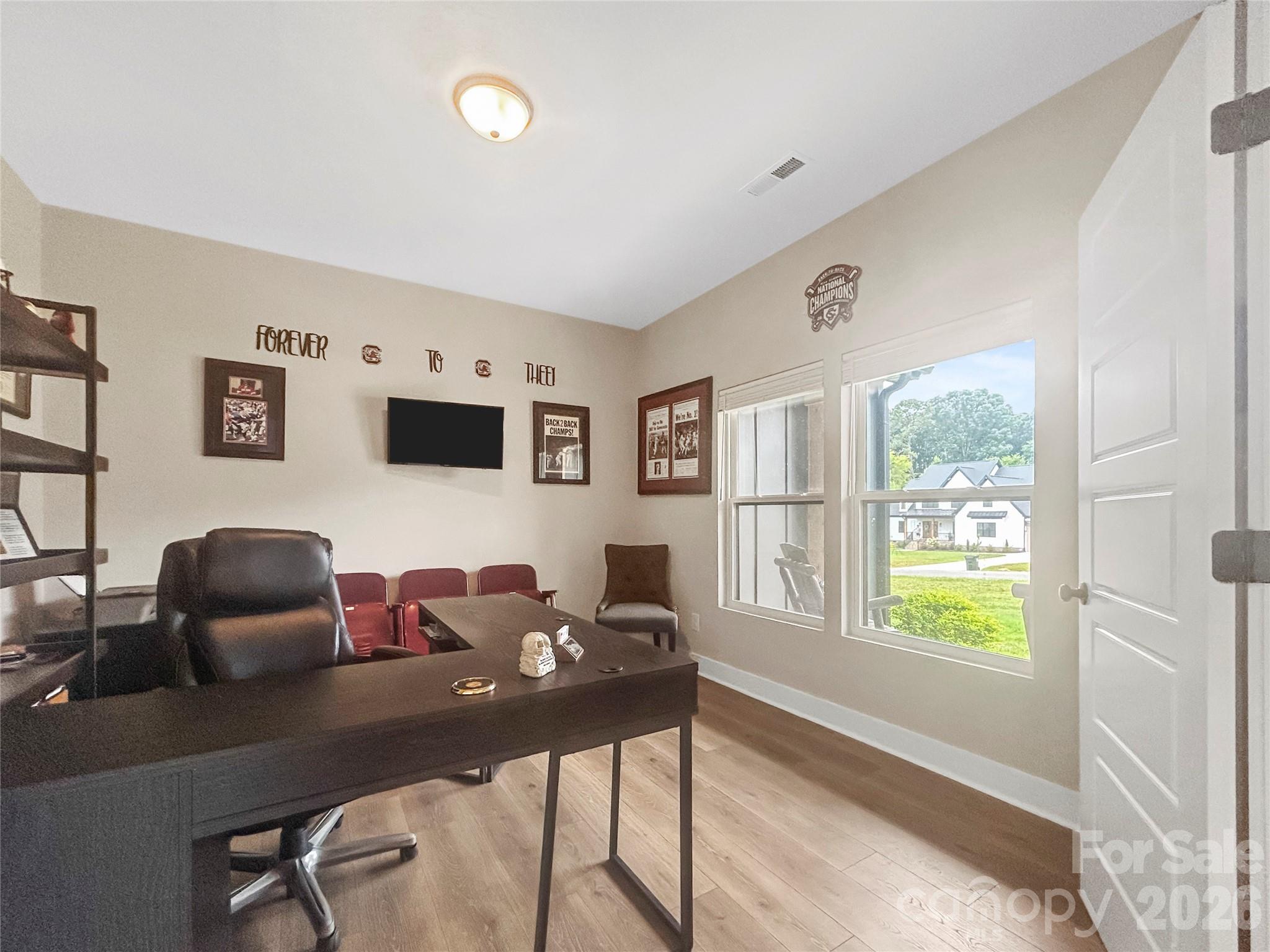 501 Edmunds Lane — Clover