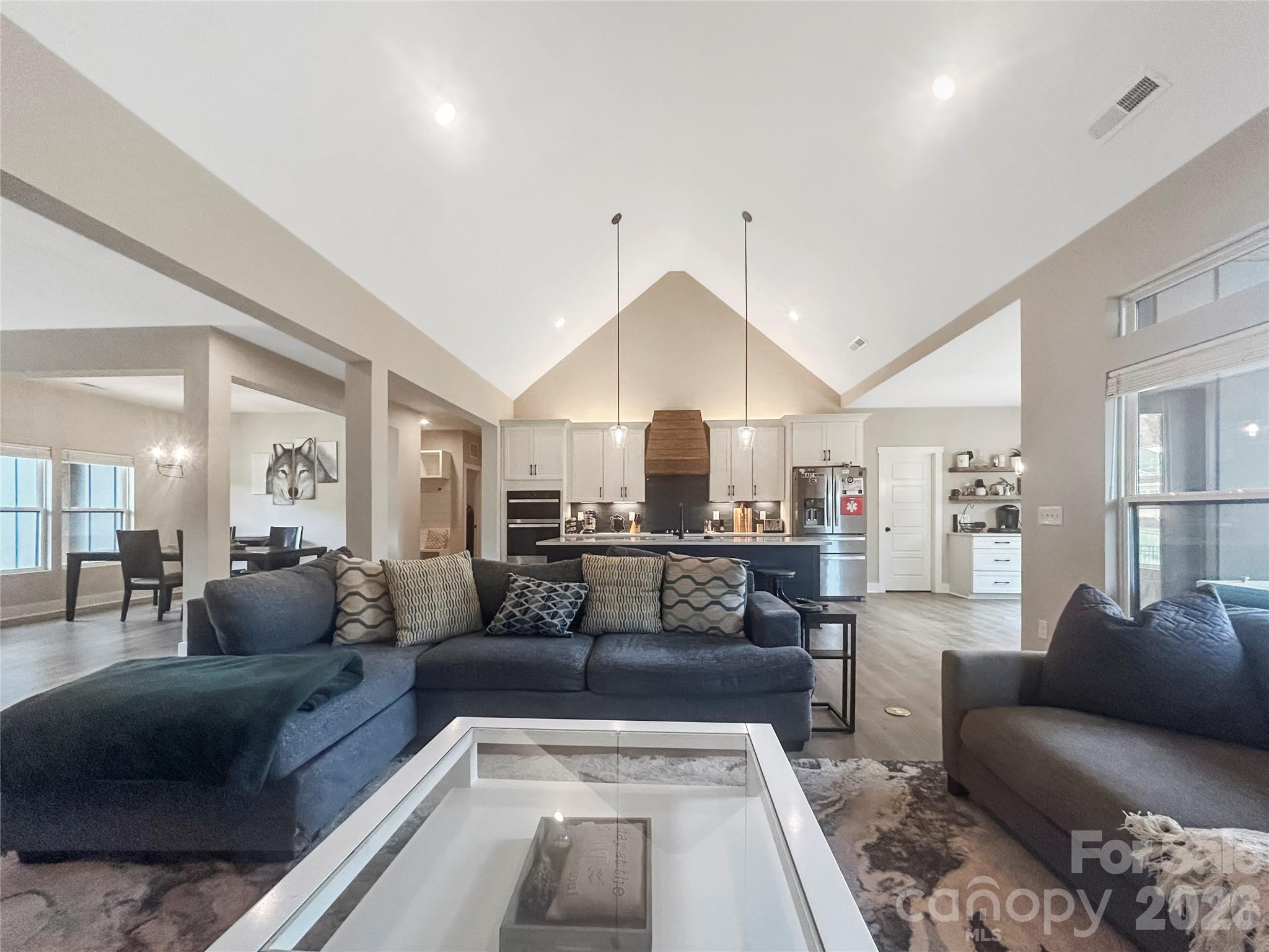 501 Edmunds Lane — Clover