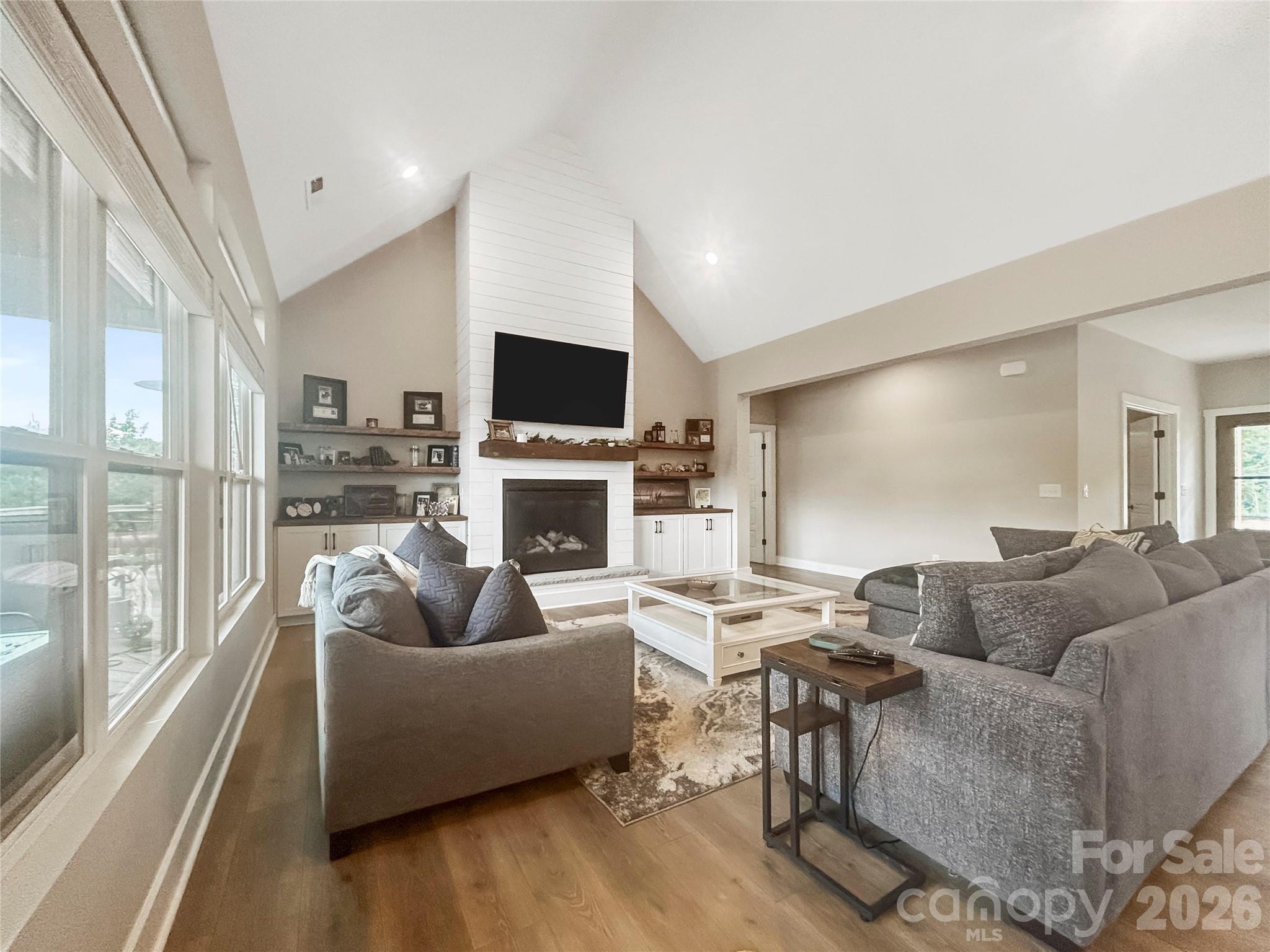 501 Edmunds Lane — Clover