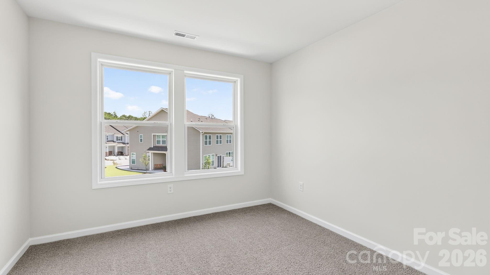 37 Creekview Road — Hendersonville
