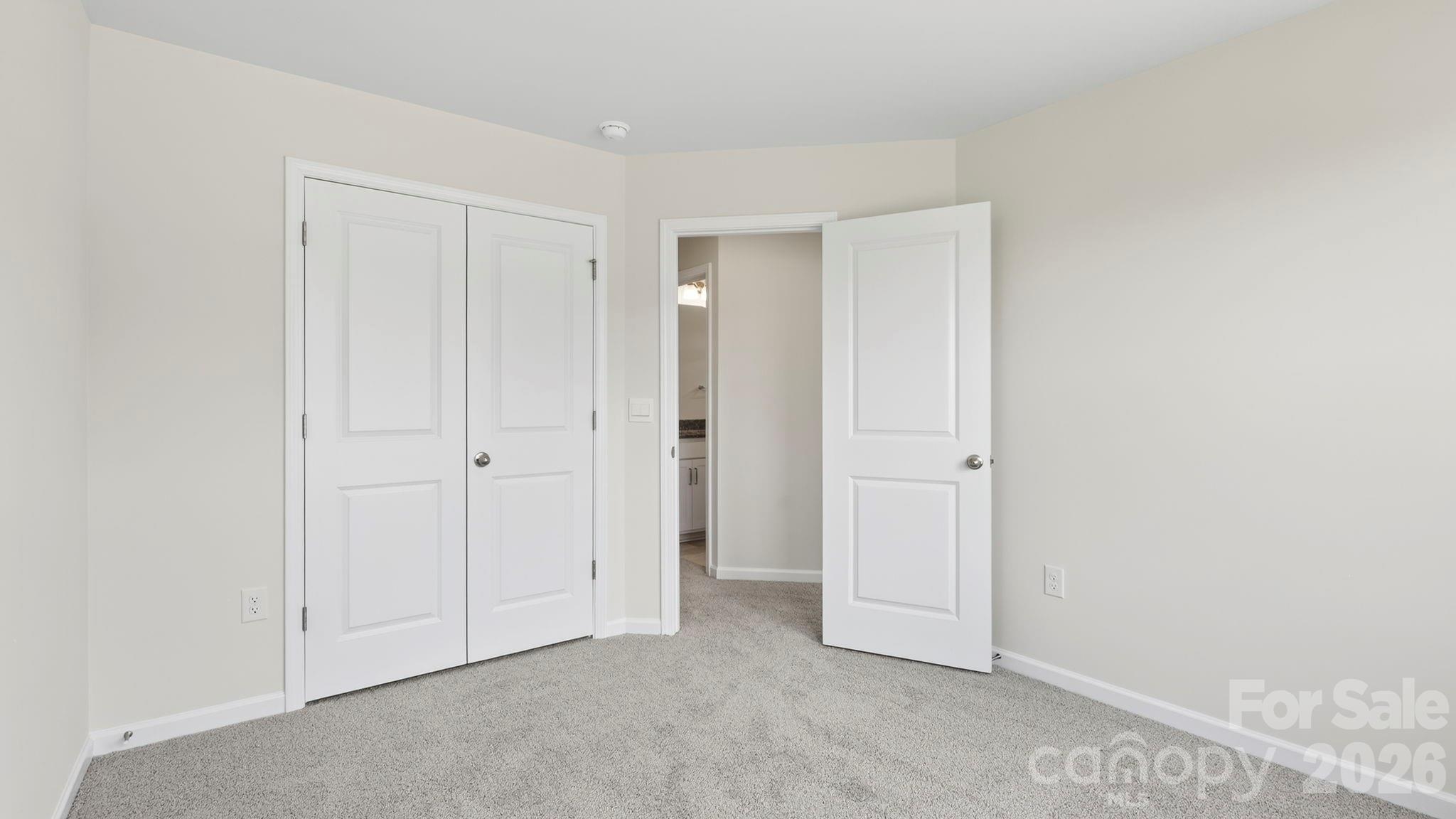 37 Creekview Road — Hendersonville