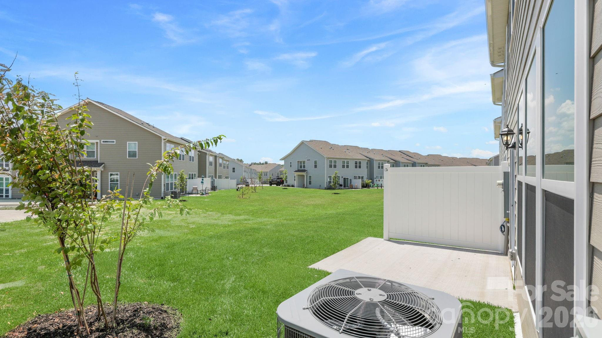 37 Creekview Road — Hendersonville