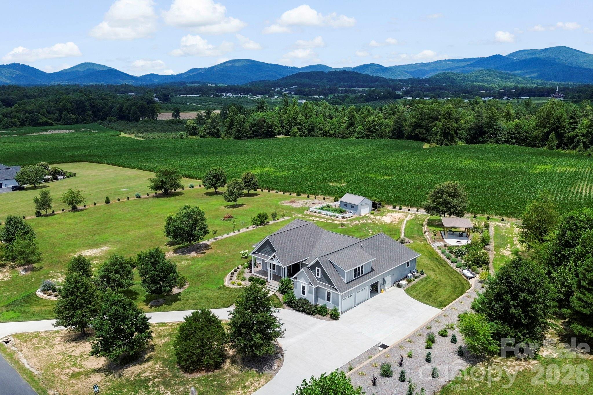 525 Byers Cove Road — Hendersonville