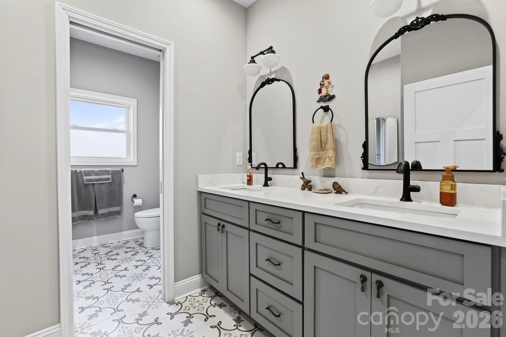 525 Byers Cove Road — Hendersonville