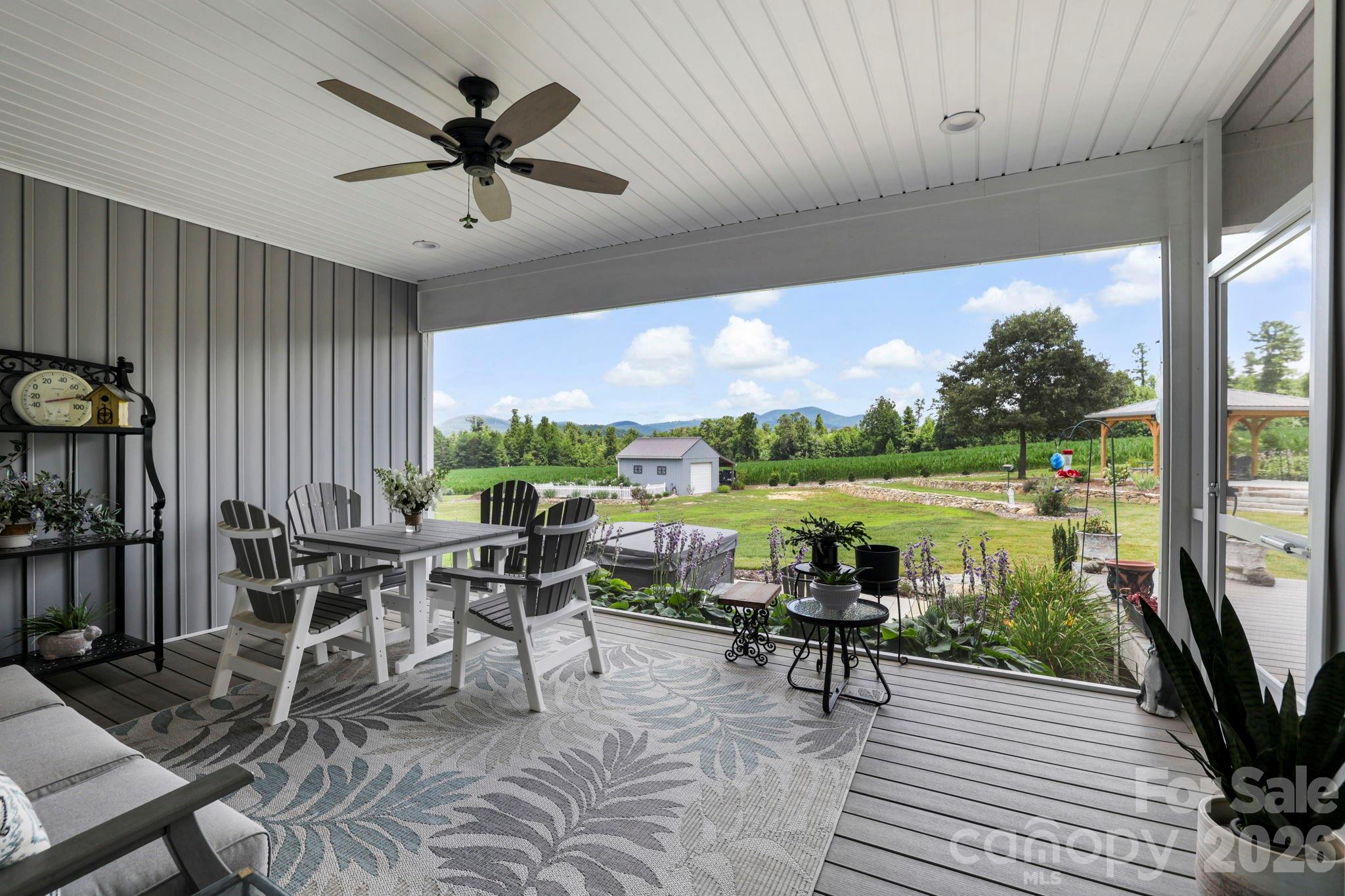 525 Byers Cove Road — Hendersonville