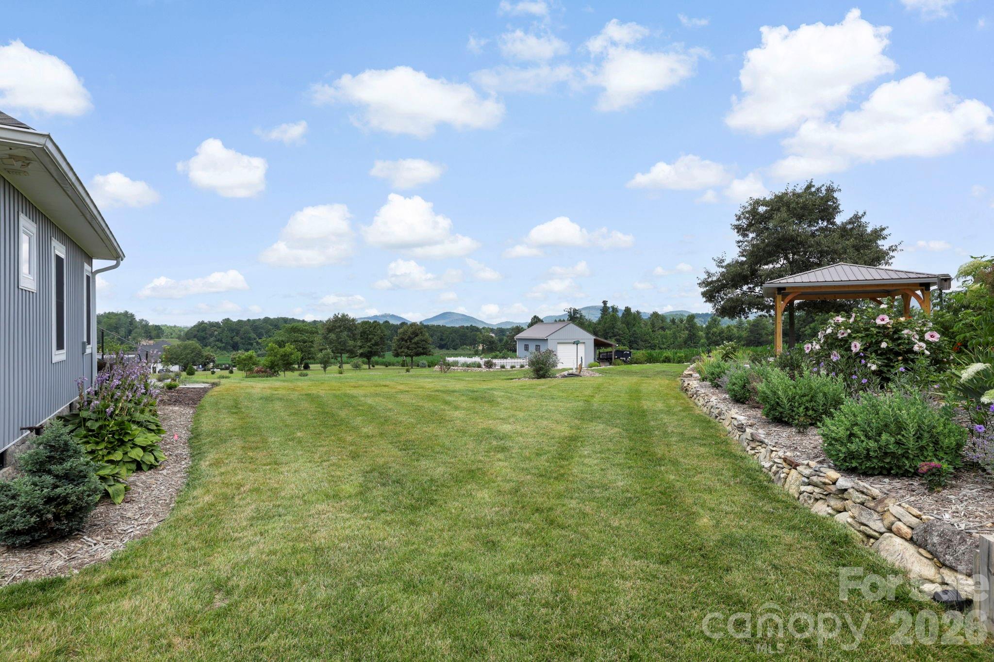 525 Byers Cove Road — Hendersonville