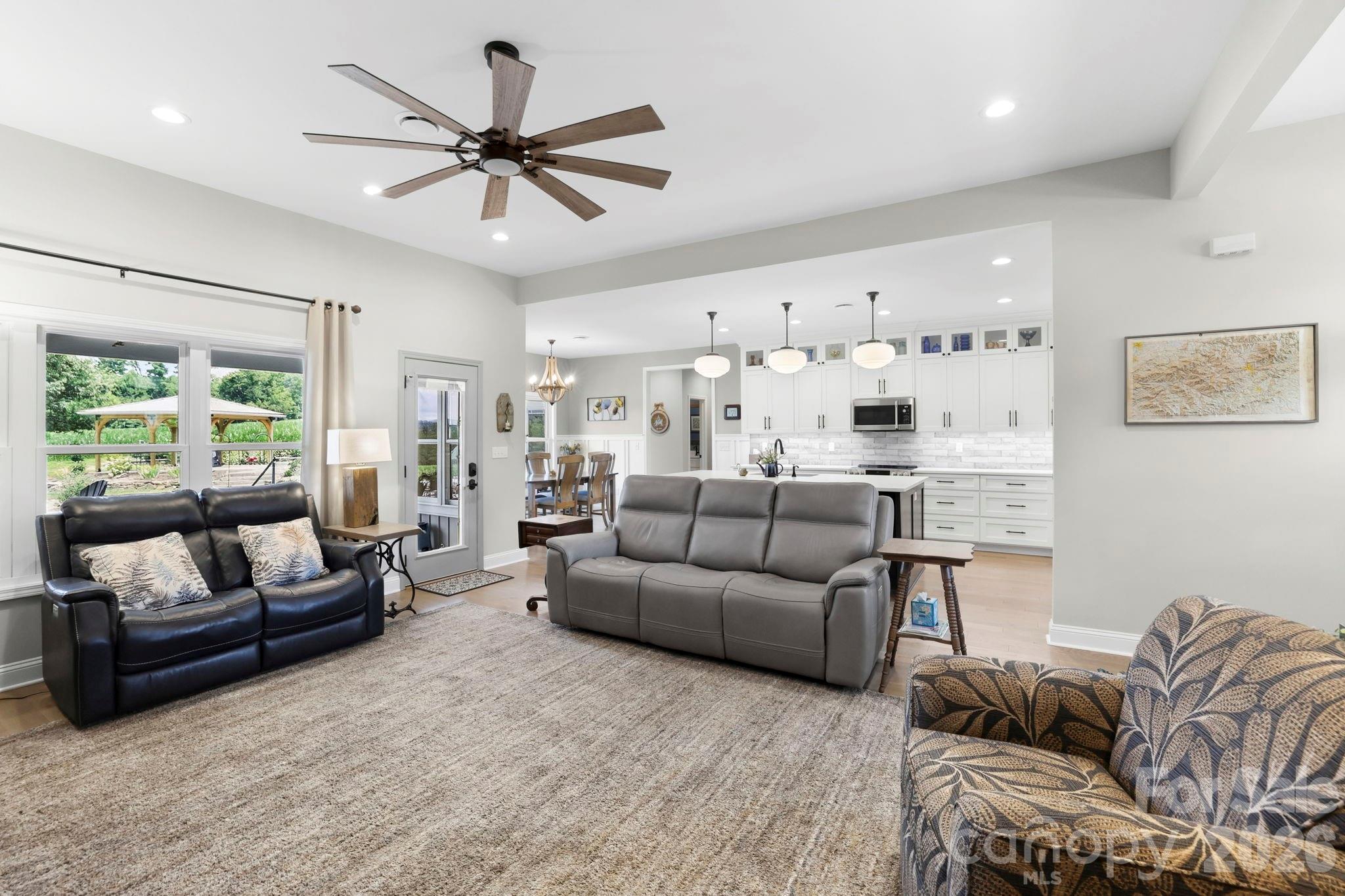525 Byers Cove Road — Hendersonville