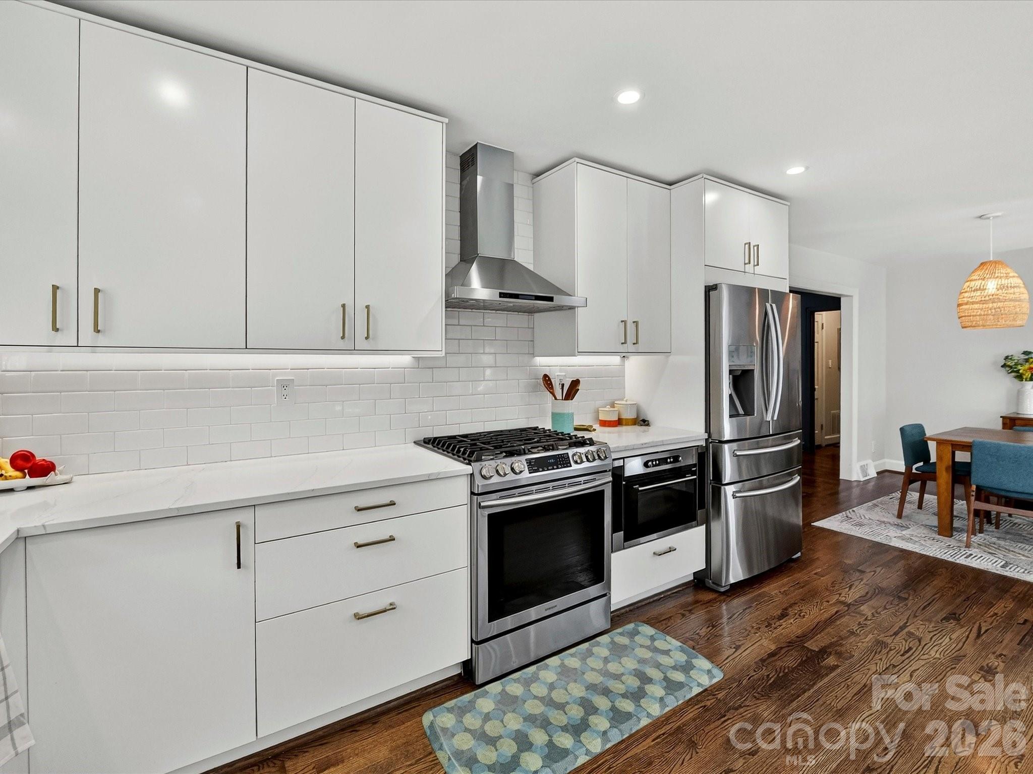 801 Fairbanks Road — Charlotte