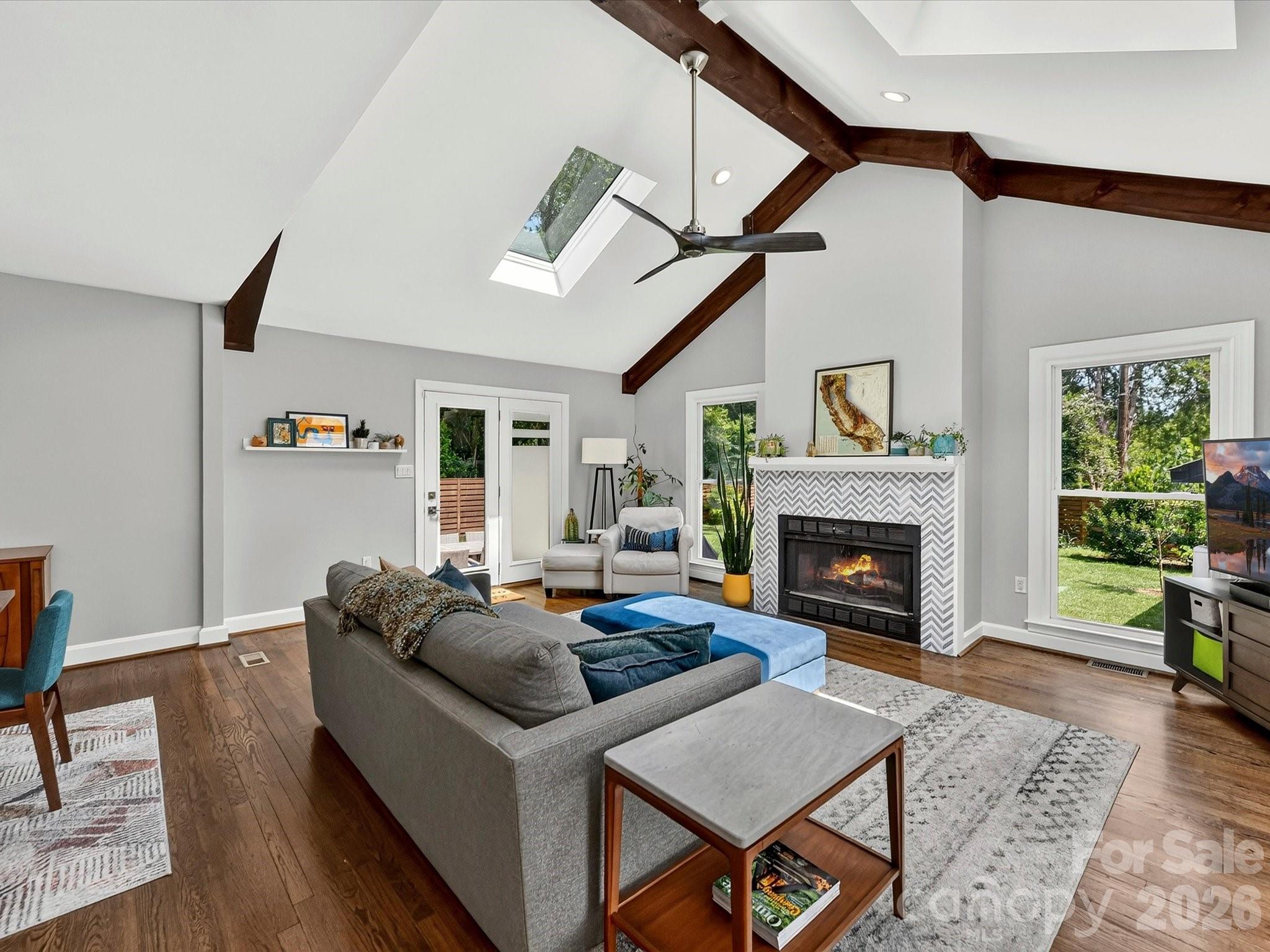 801 Fairbanks Road — Charlotte