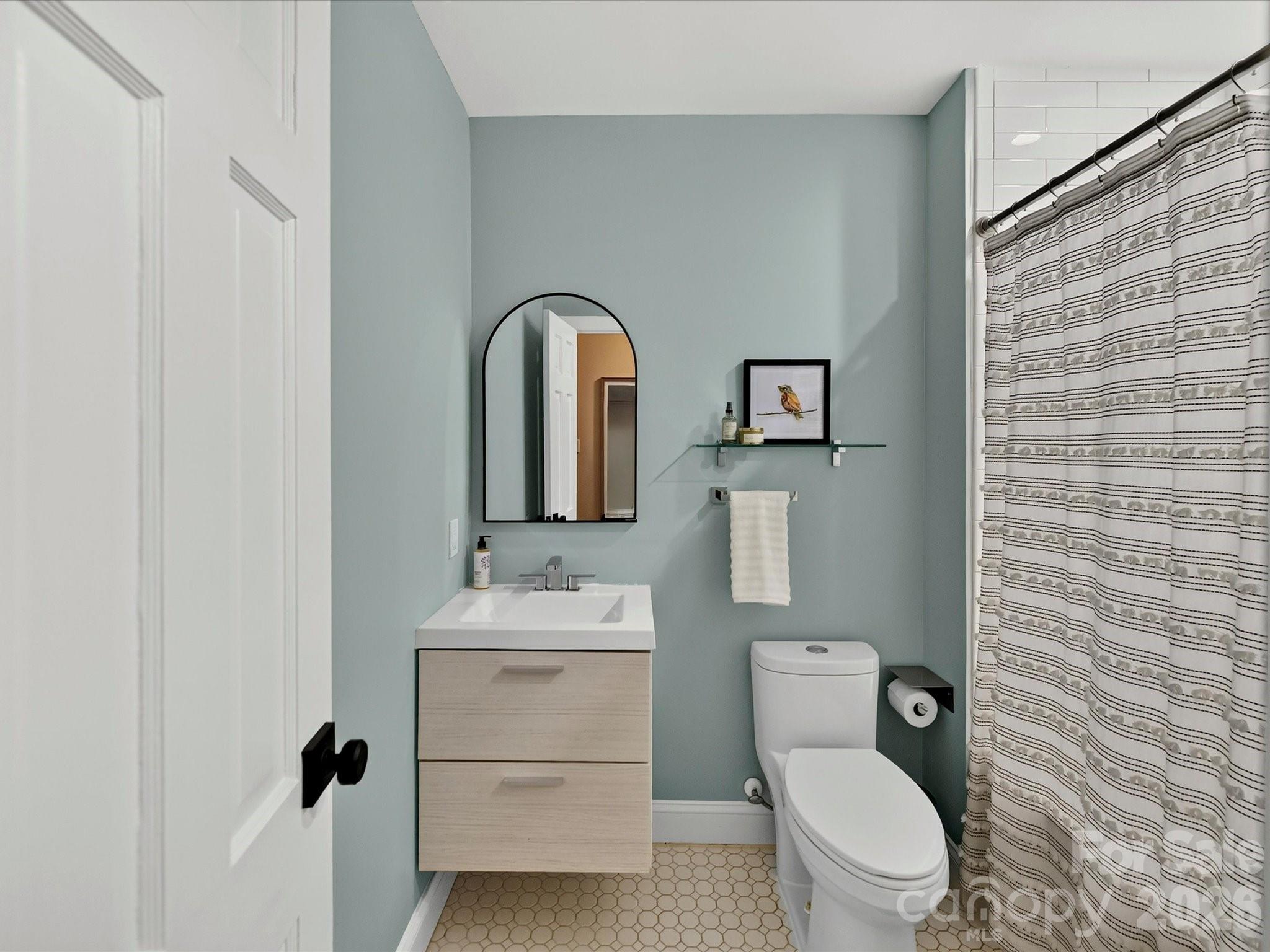 801 Fairbanks Road — Charlotte