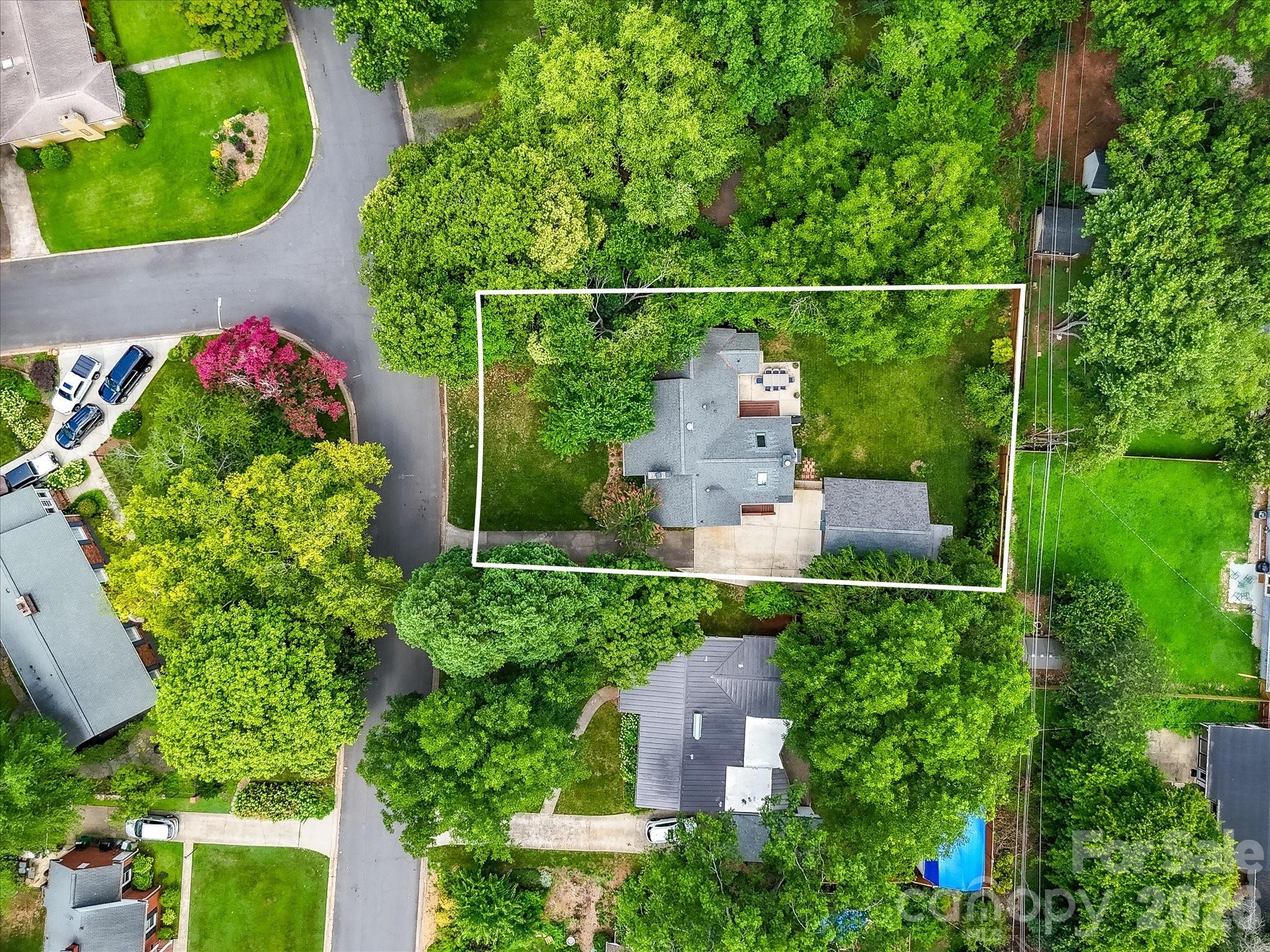 801 Fairbanks Road — Charlotte