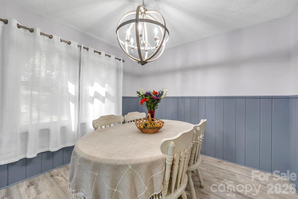 1199 Deer Park Lake Road — Spruce Pine