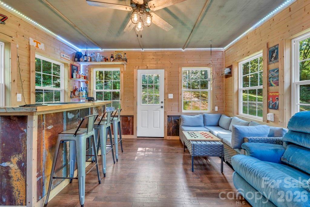 1199 Deer Park Lake Road — Spruce Pine