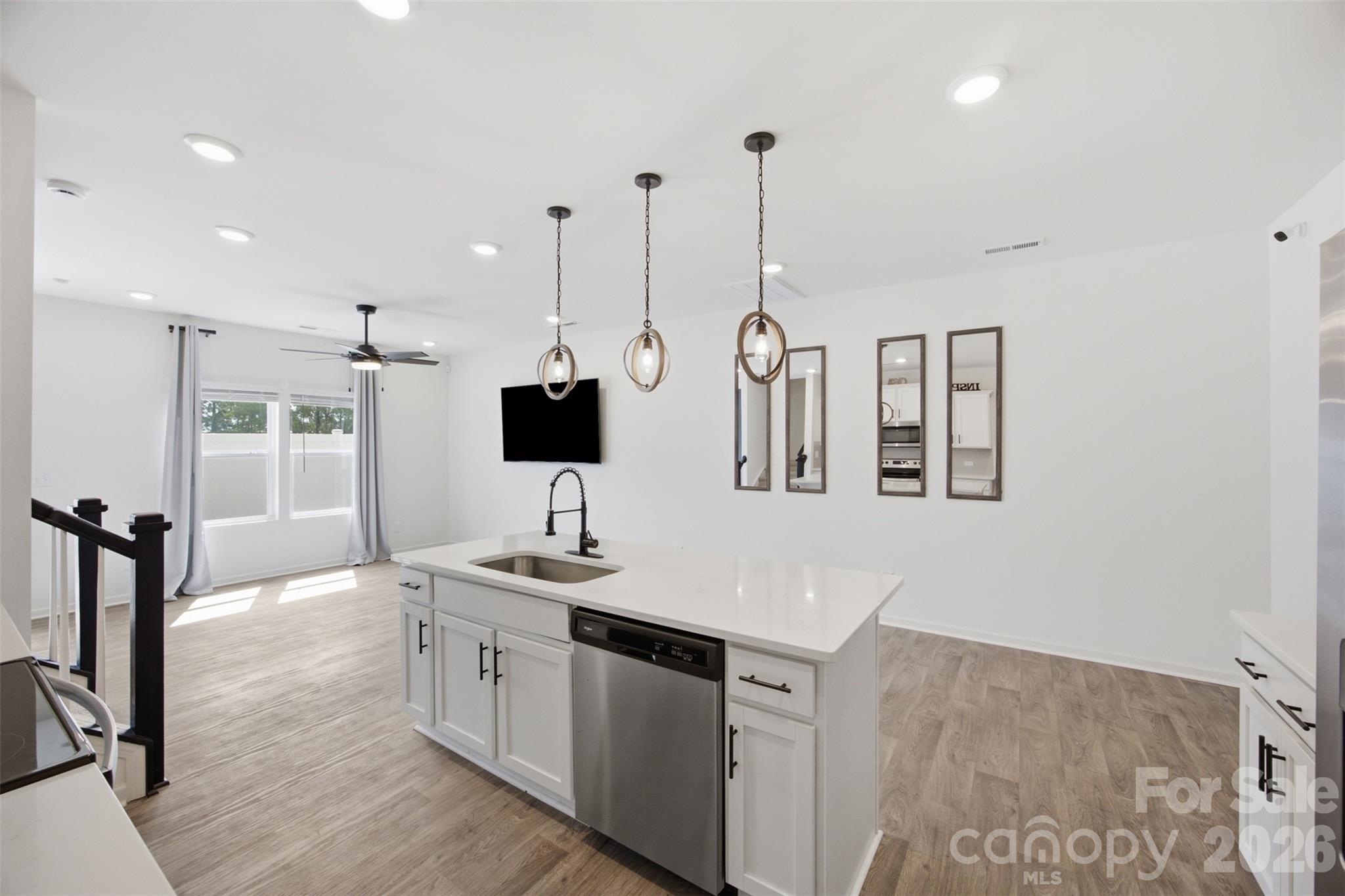 2037 Crooked Oak Lane — York